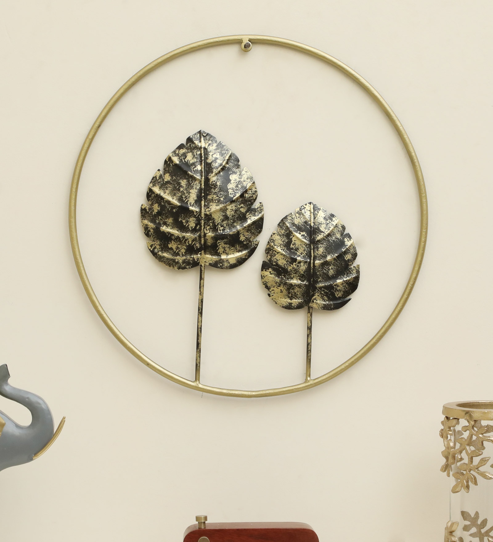 Bora Abstract Metal Wall Decor in Multicolor Set of 1 - Vedas Exports