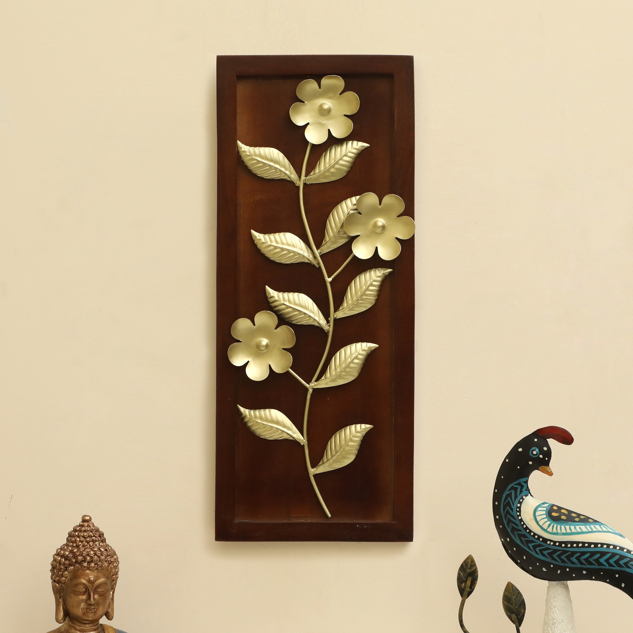 W-Oliver Abstract Metal Wall Decor in Gold Set of 1 - Vedas Exports