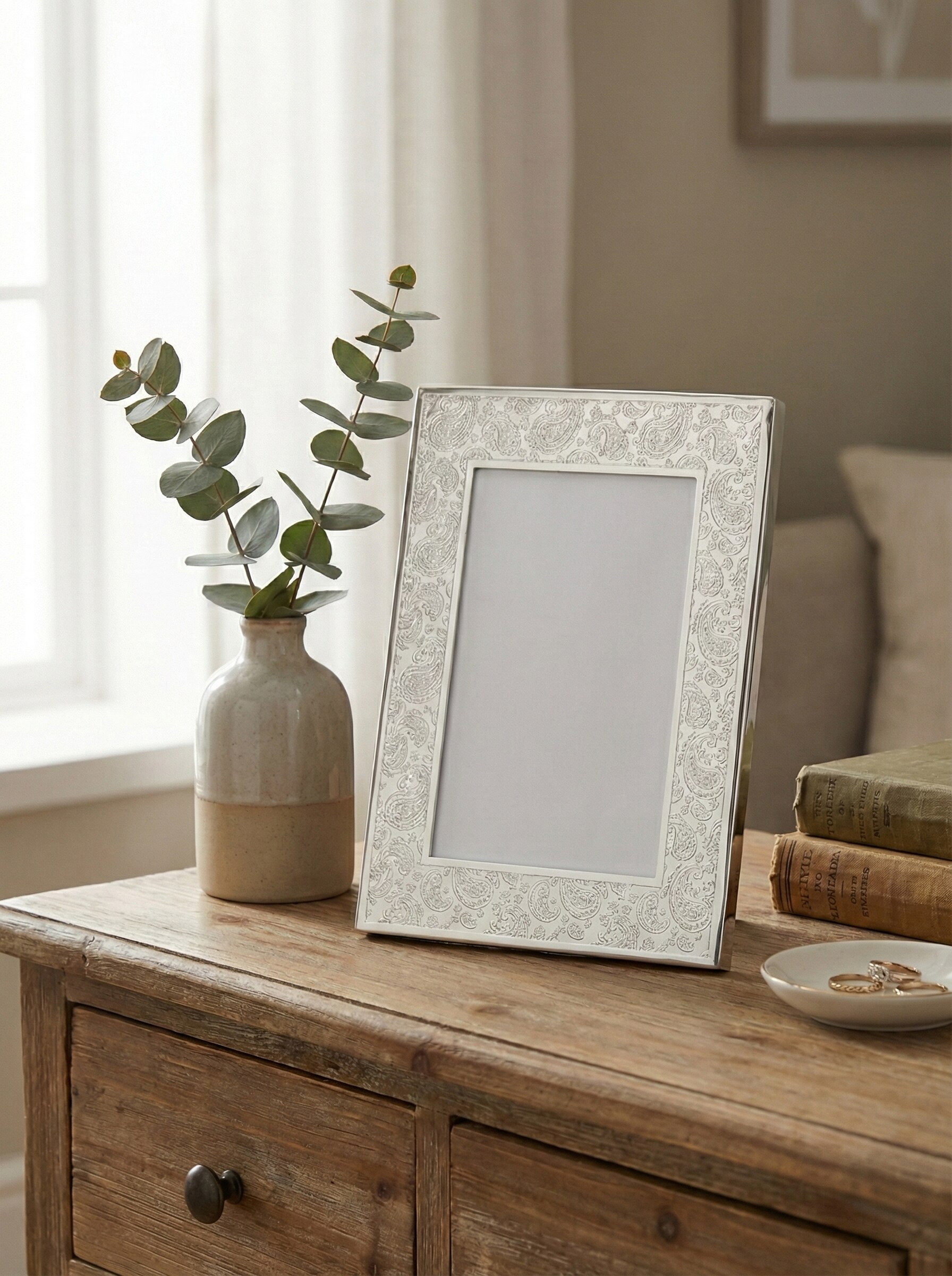 Front view of Silver-plated Paisley Rectangular Photo Frame (11 X 9 Inches)