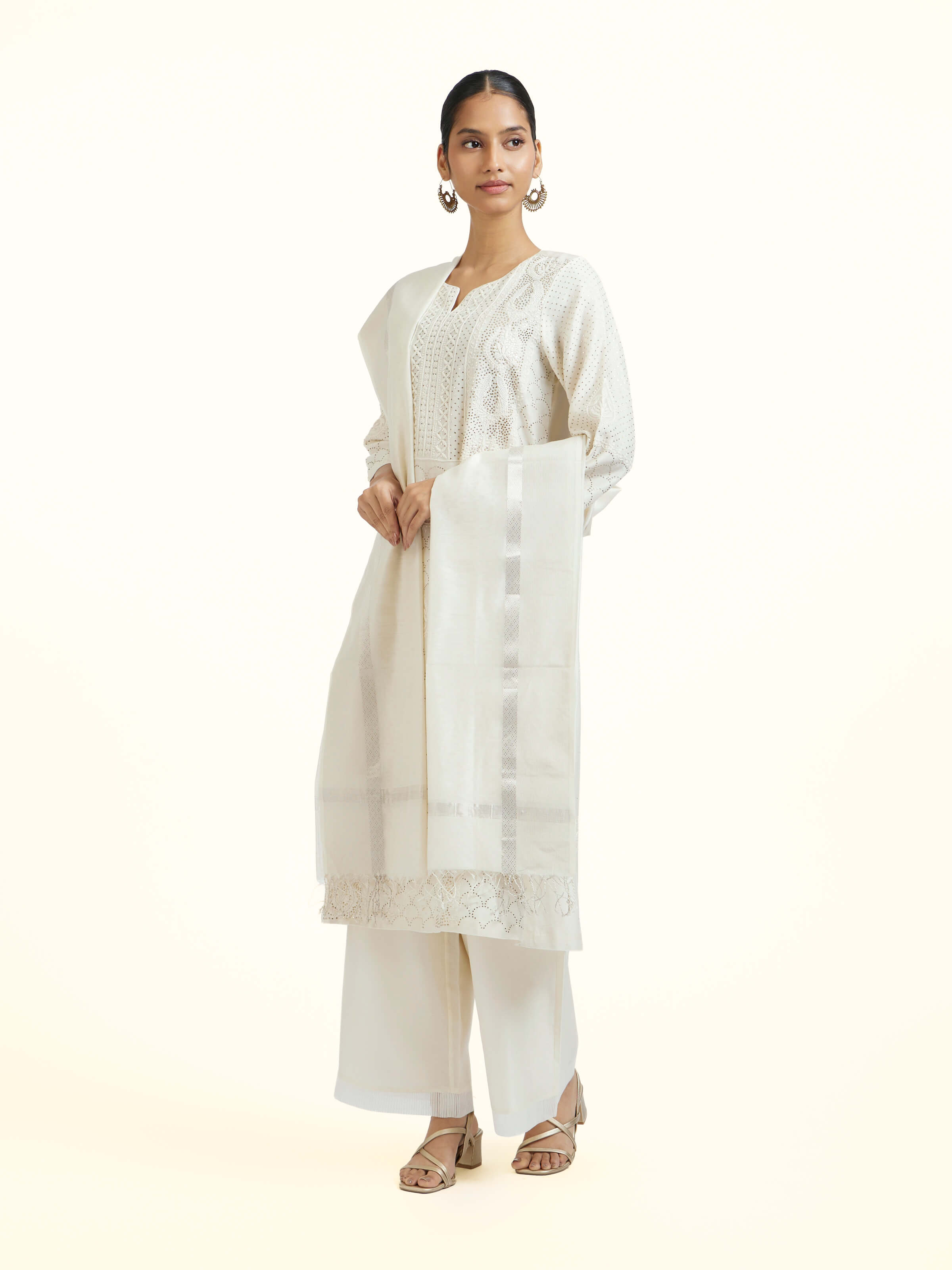 Off-white Cotton Silk Handloom Zari Dupatta