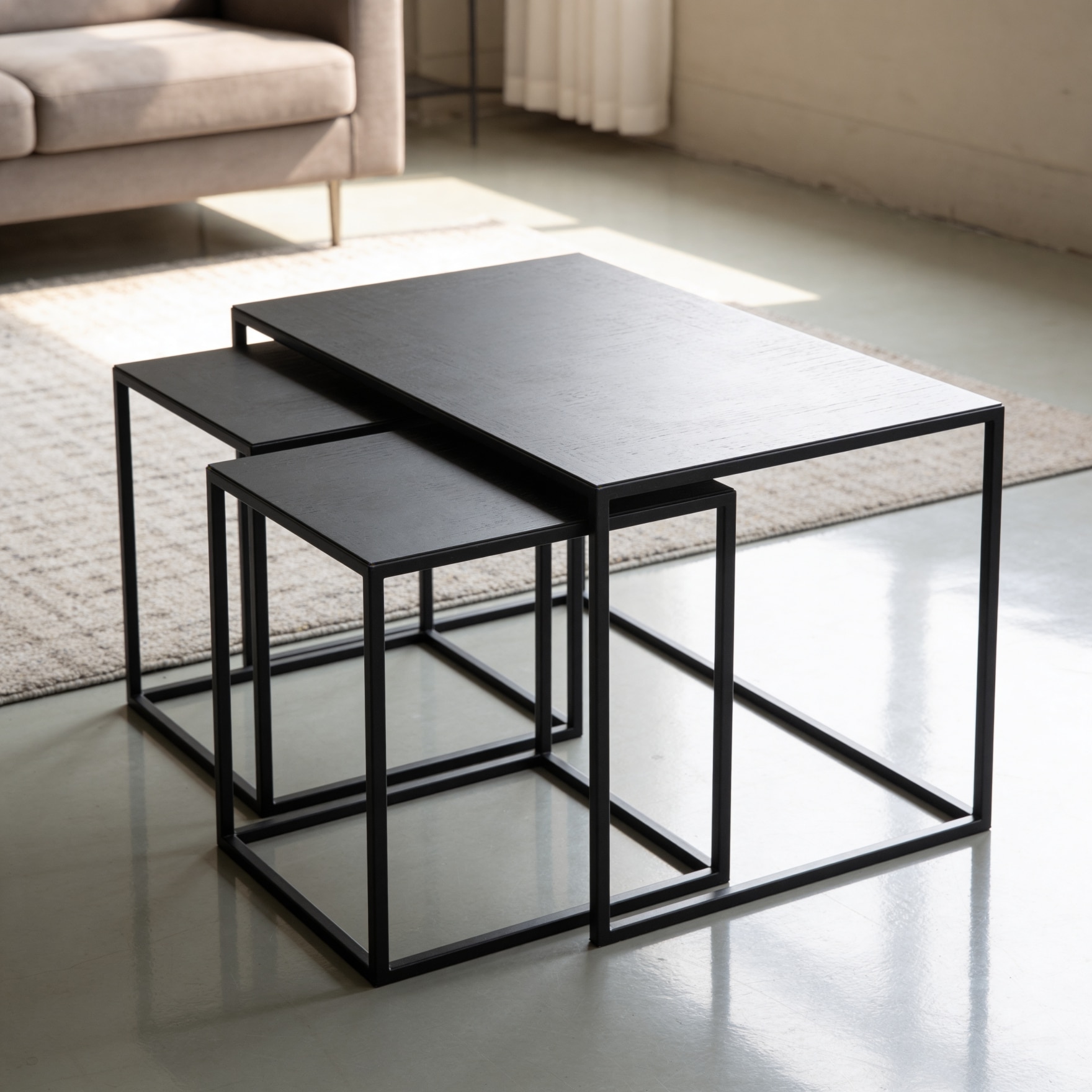 Modern Black Metal Coffee Table With Nesting Stools - Handicrafts Town
