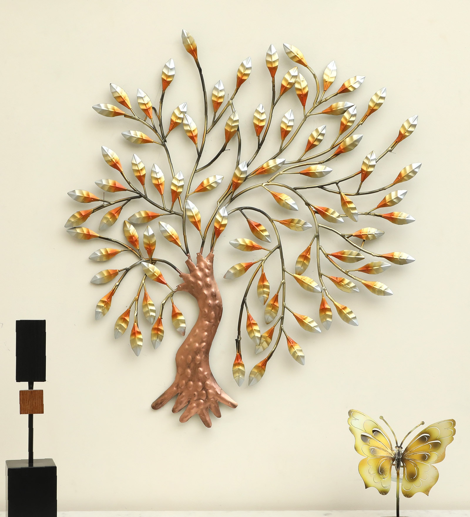 W-Peach Abstract Metal Wall Decor in Multicolor Set of 1 - Vedas Exports