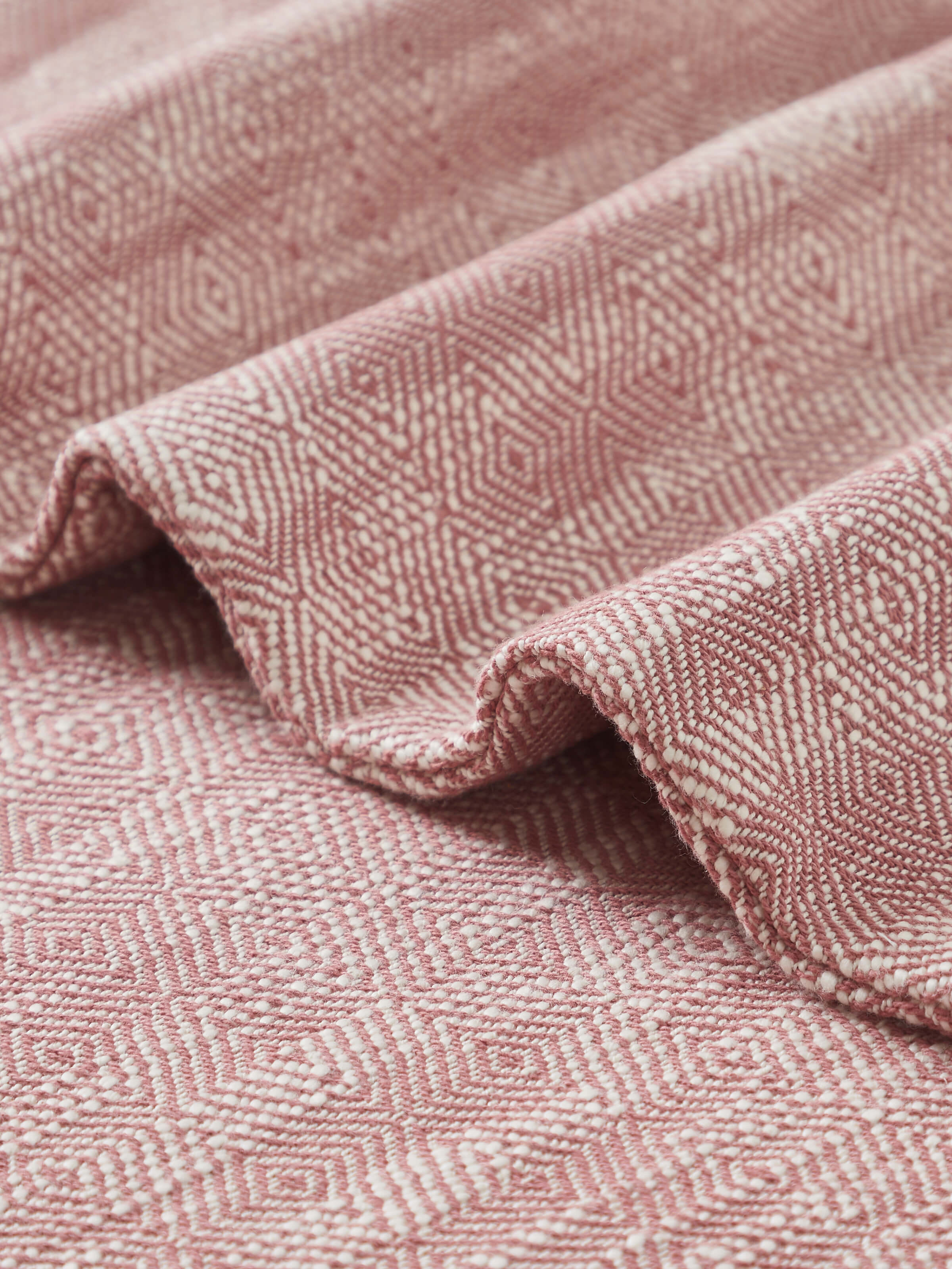 Nabha Pink Sandstone Diamond Queen-size Weave Bedspread Set