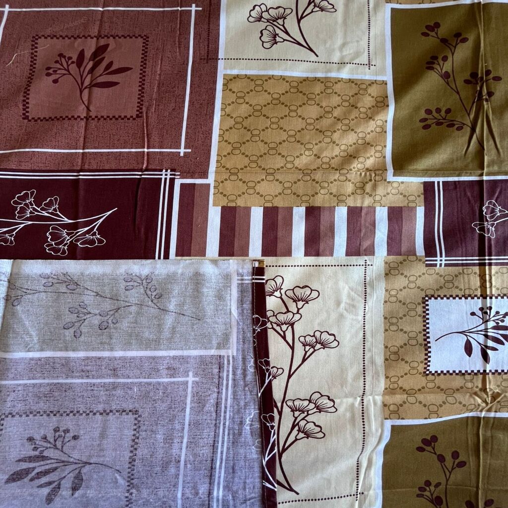 Multicolor Floral 400 TC Cotton Flat Super King Size Bedsheet With 2 Pilllow Covers From Threads