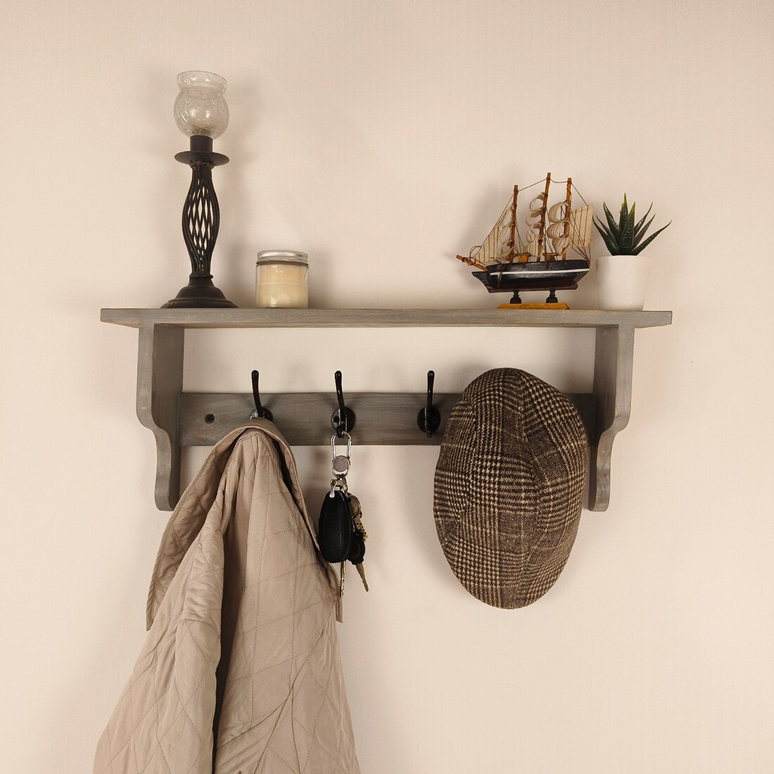 Brentwood Wooden Wall Shelf Organiser With Key Holders