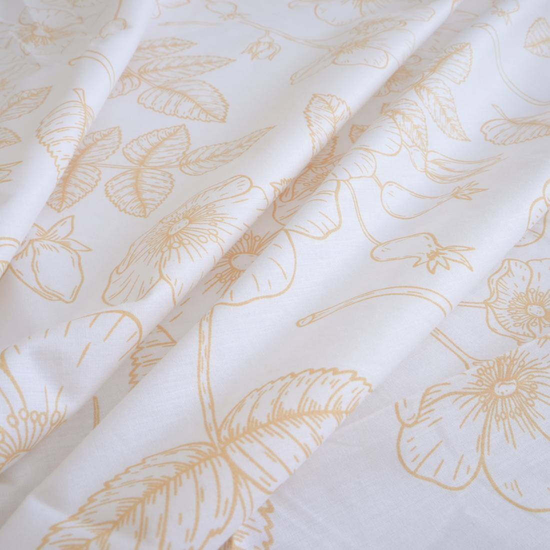 Threads Silky Touch Premium Super King Size Flat Bedsheet 275 x 275 cms