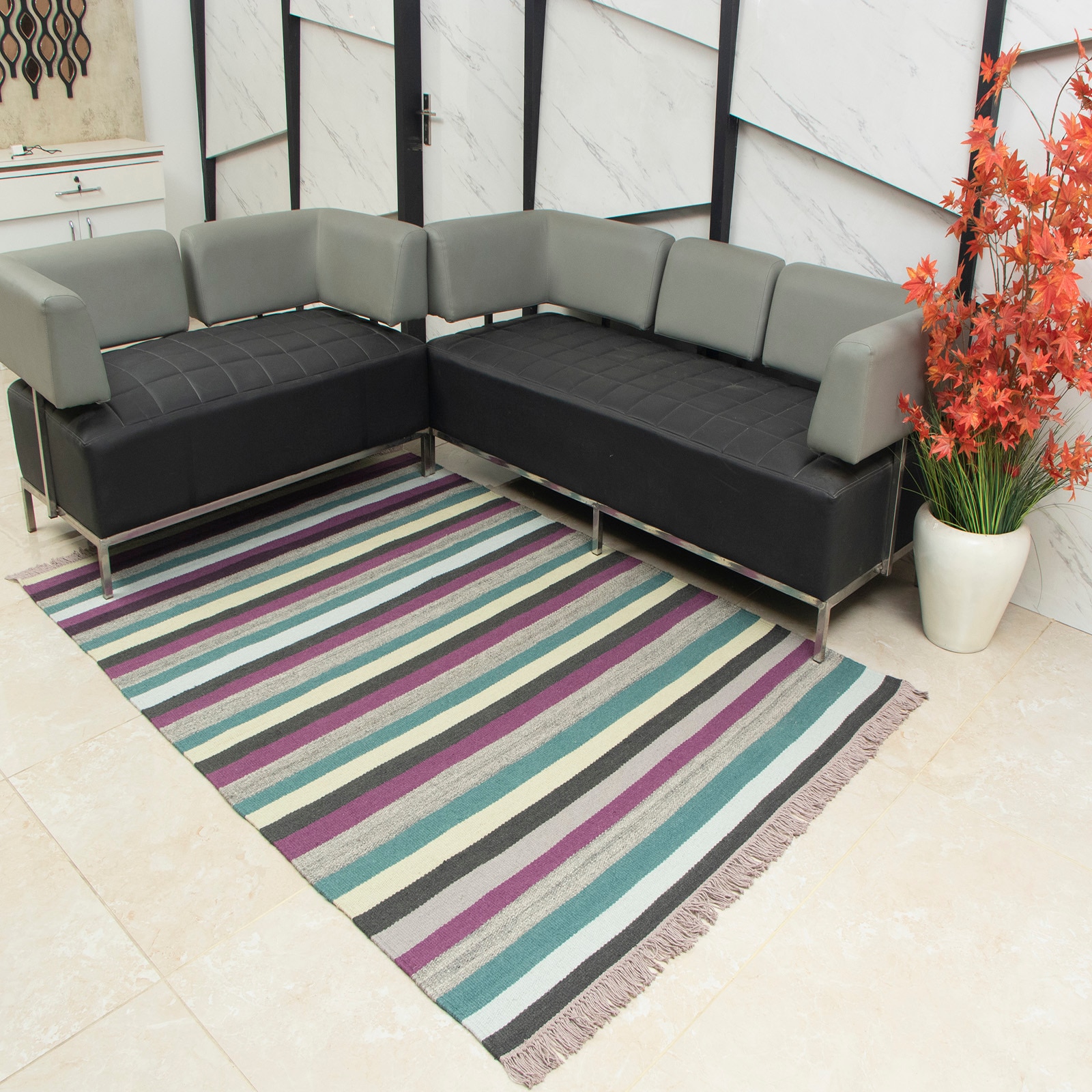 StripAD Dhurrie 5 X 7