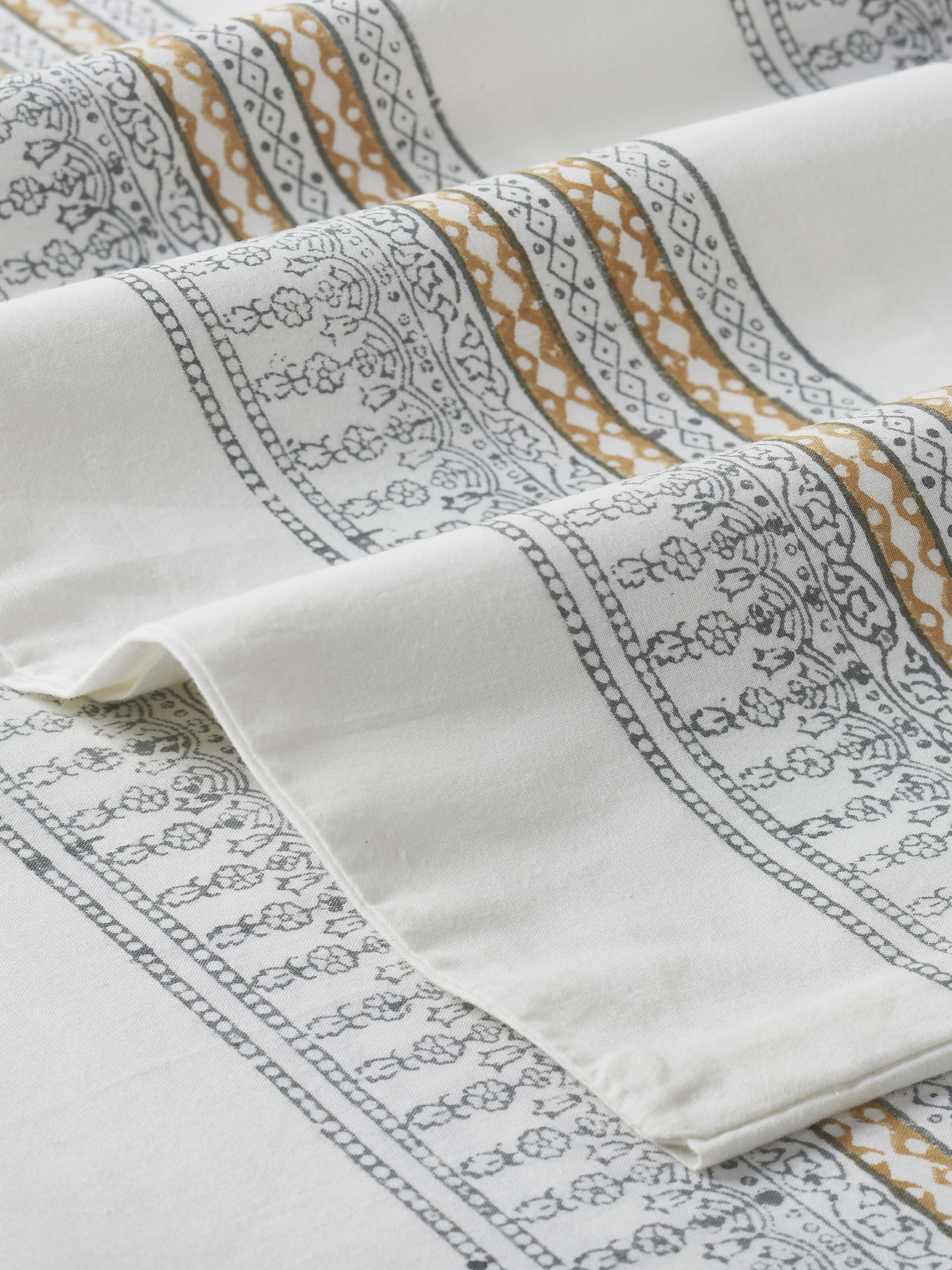 Orion Cotton Sanganeri Hand Block Print Stripe King-size Bedsheet Set