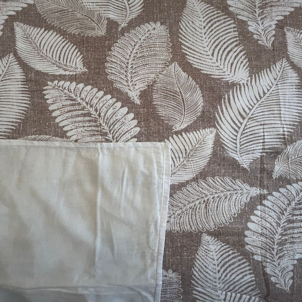 Threads Silky Touch Premium Super Soft Cozy  Double Bed Comforter 240 X 220 Cms