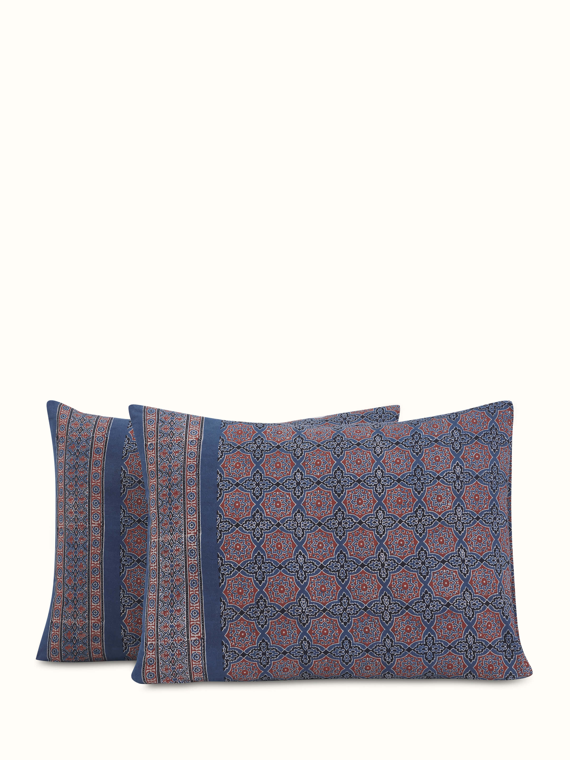 Perspective view of Karya khakhi textured cotton bath mat displaying the overall texture and khakhi color.