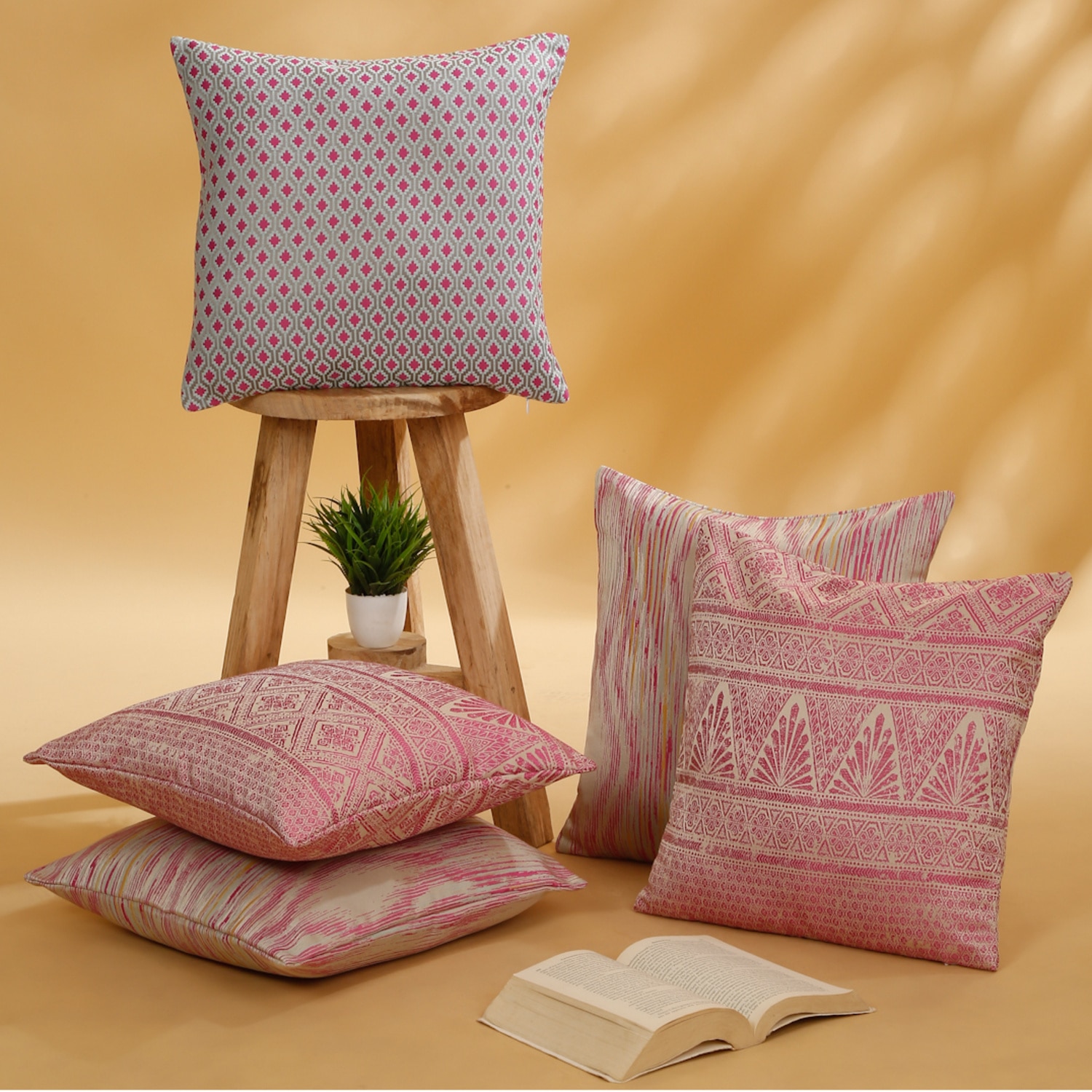 Set Of 5 Jacquard Square Cushion Covers - Rosarahome
