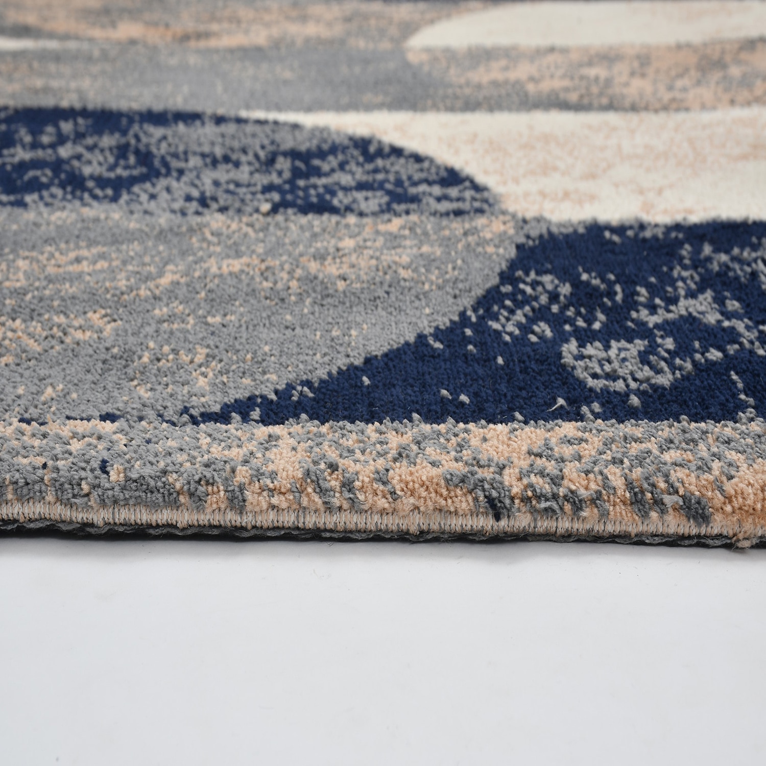 Multicolor Geometric Machine Made Polyester 6 X 9 Feet Carpet