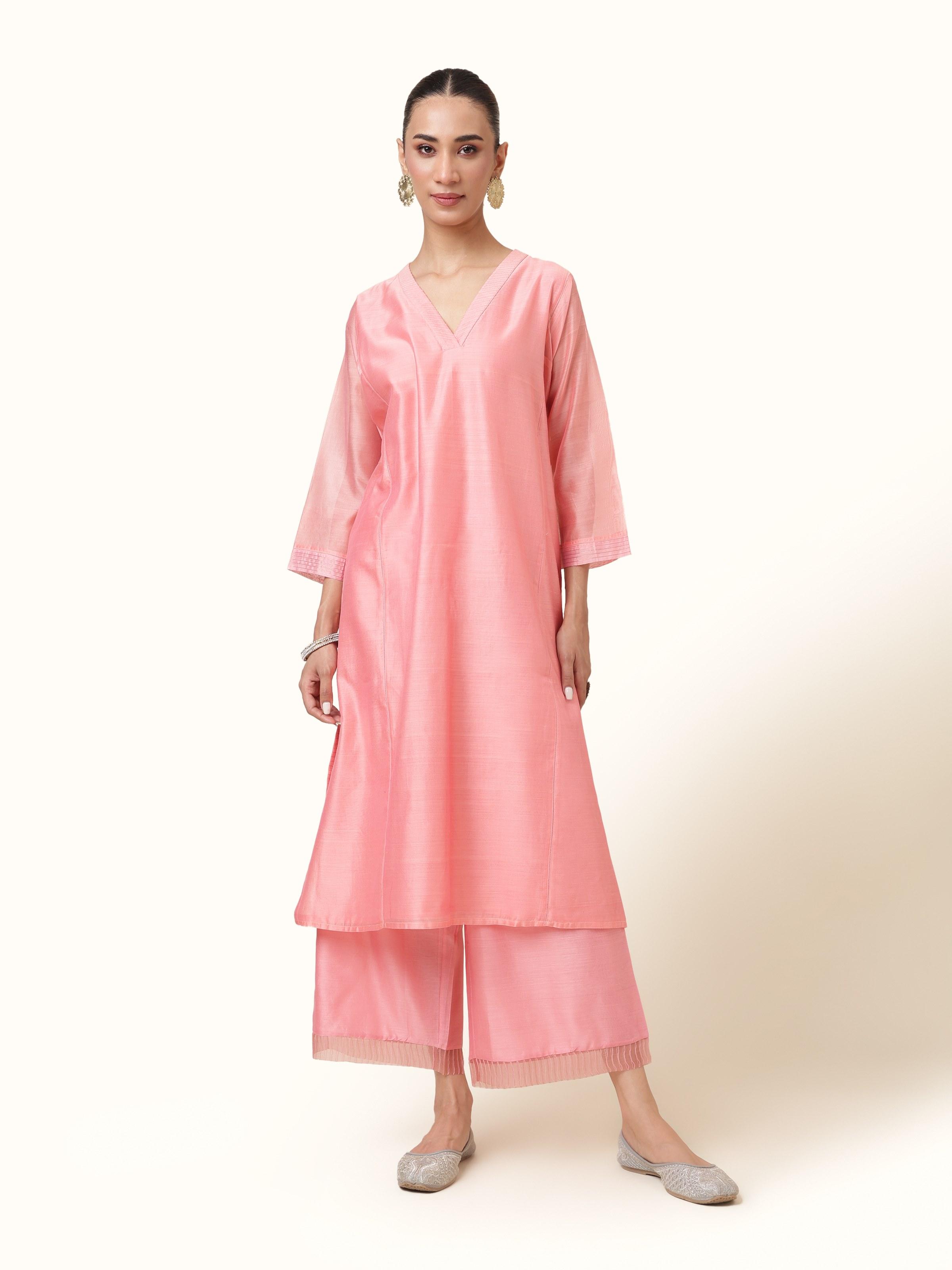 Front view of pink cotton silk Chanderi kurta with subtle sheen and classic straight silhoue