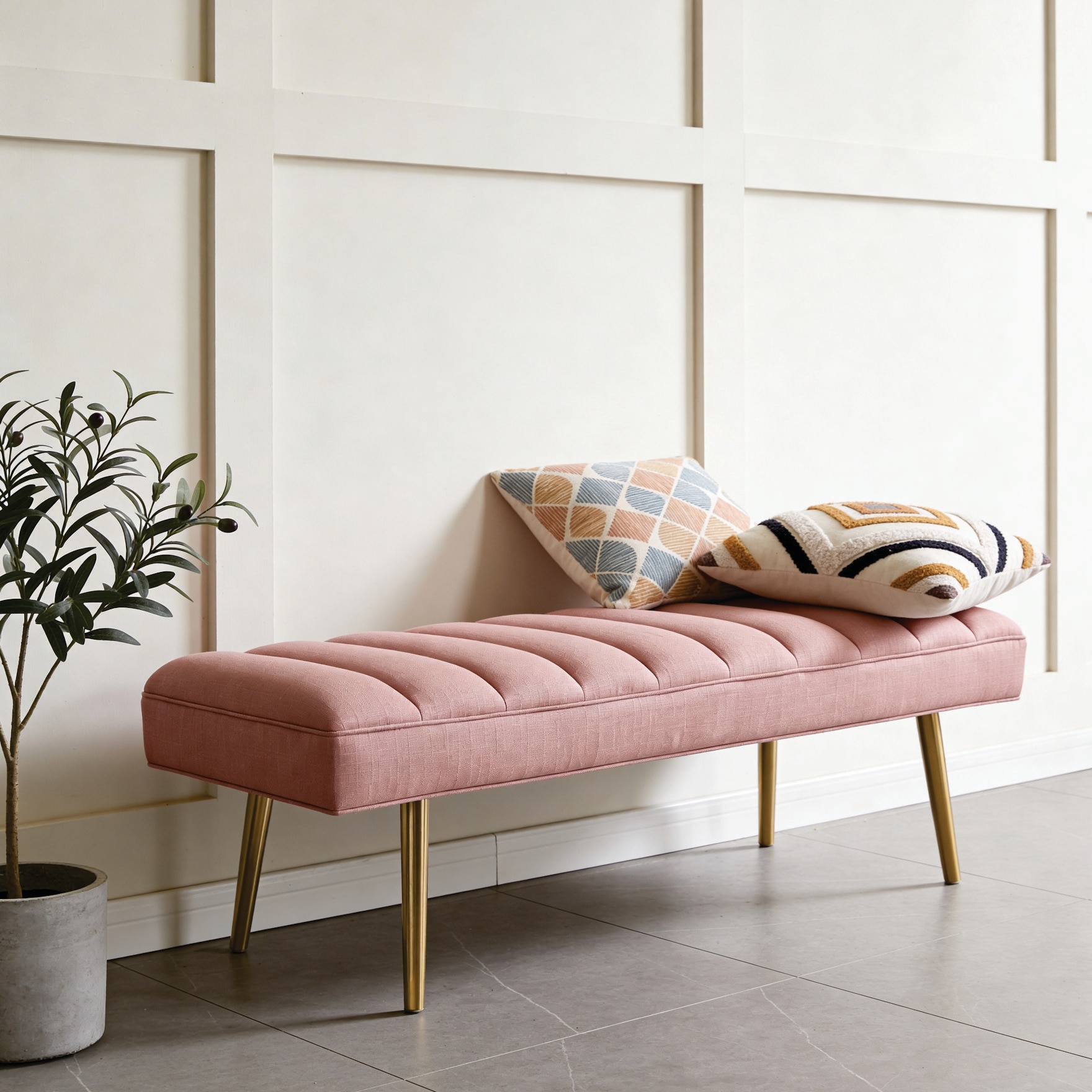 Mallow Metal Bench in Pink Finish - Handicrafts Town