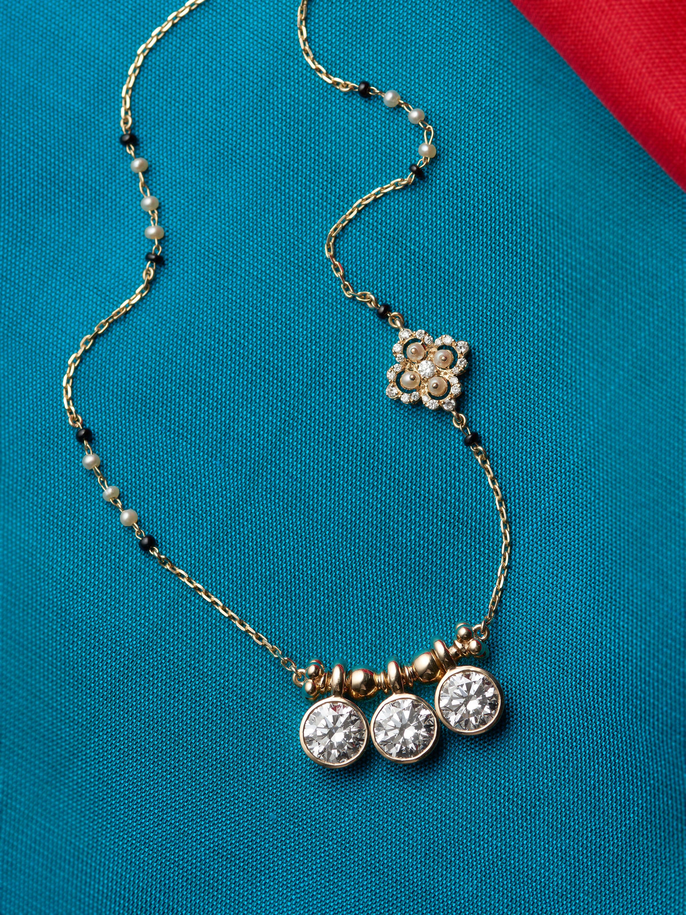 Open Setting 14 karat Gold Mangalsutra