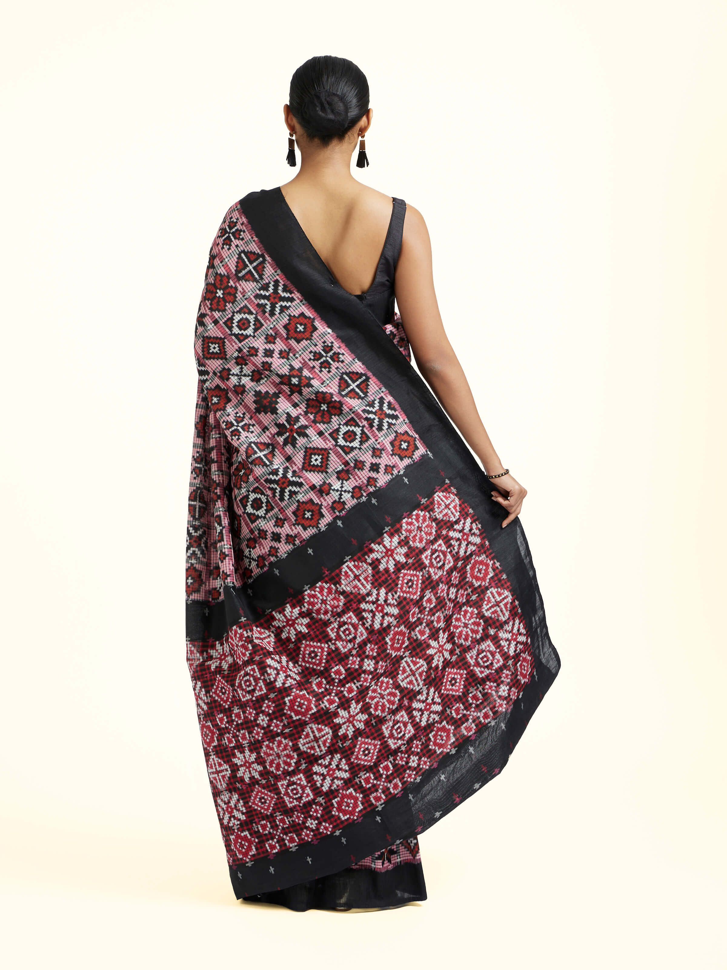 Multicolor Silk Pochampally Single Ikat Saree