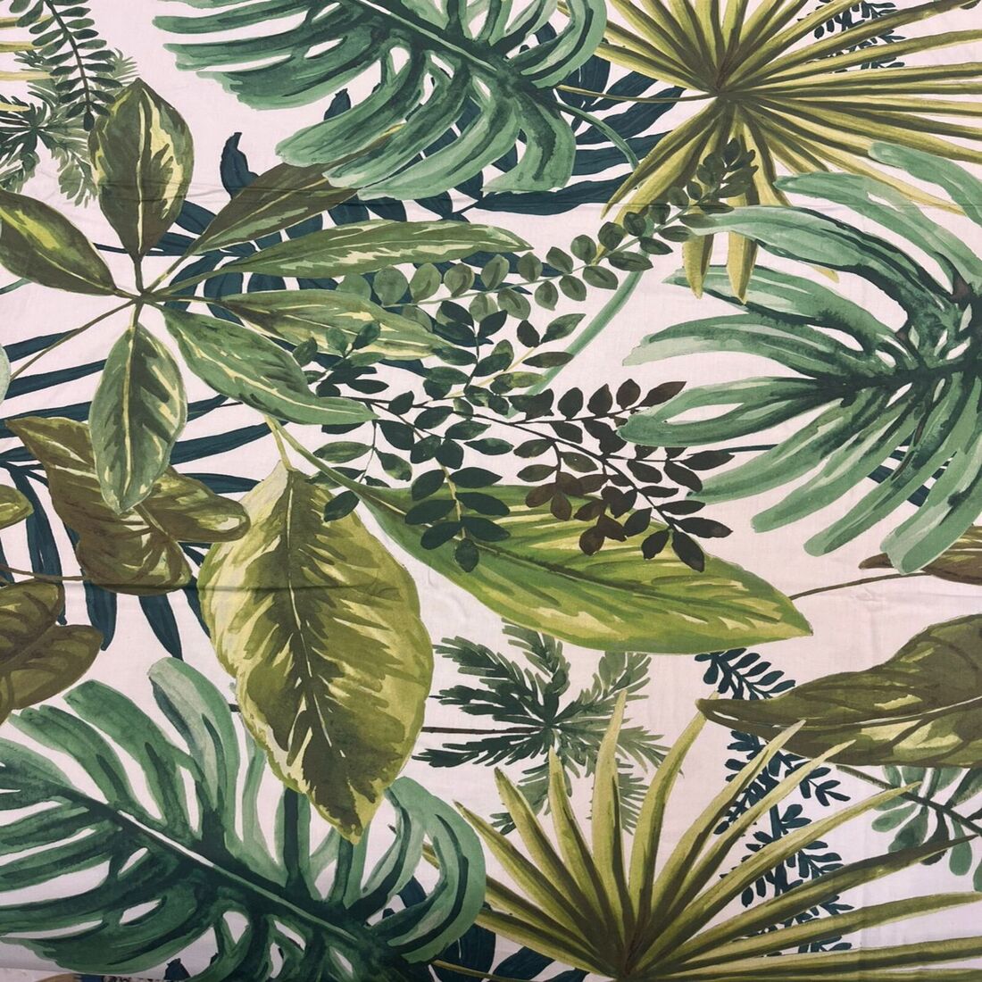 Threads Luxury Pure Cotton Super King Size bedsheets 275 x275