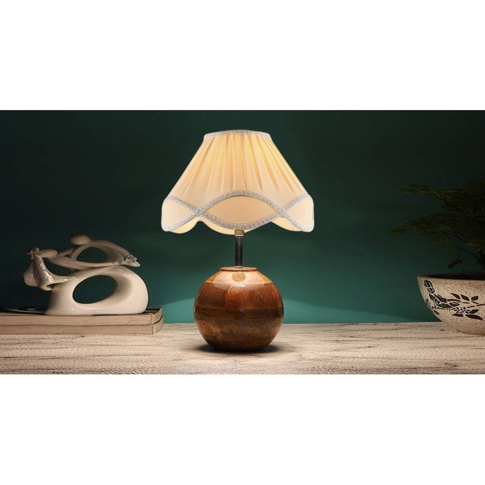 Vintage cotton off-white with Natural Wood Table Lamp