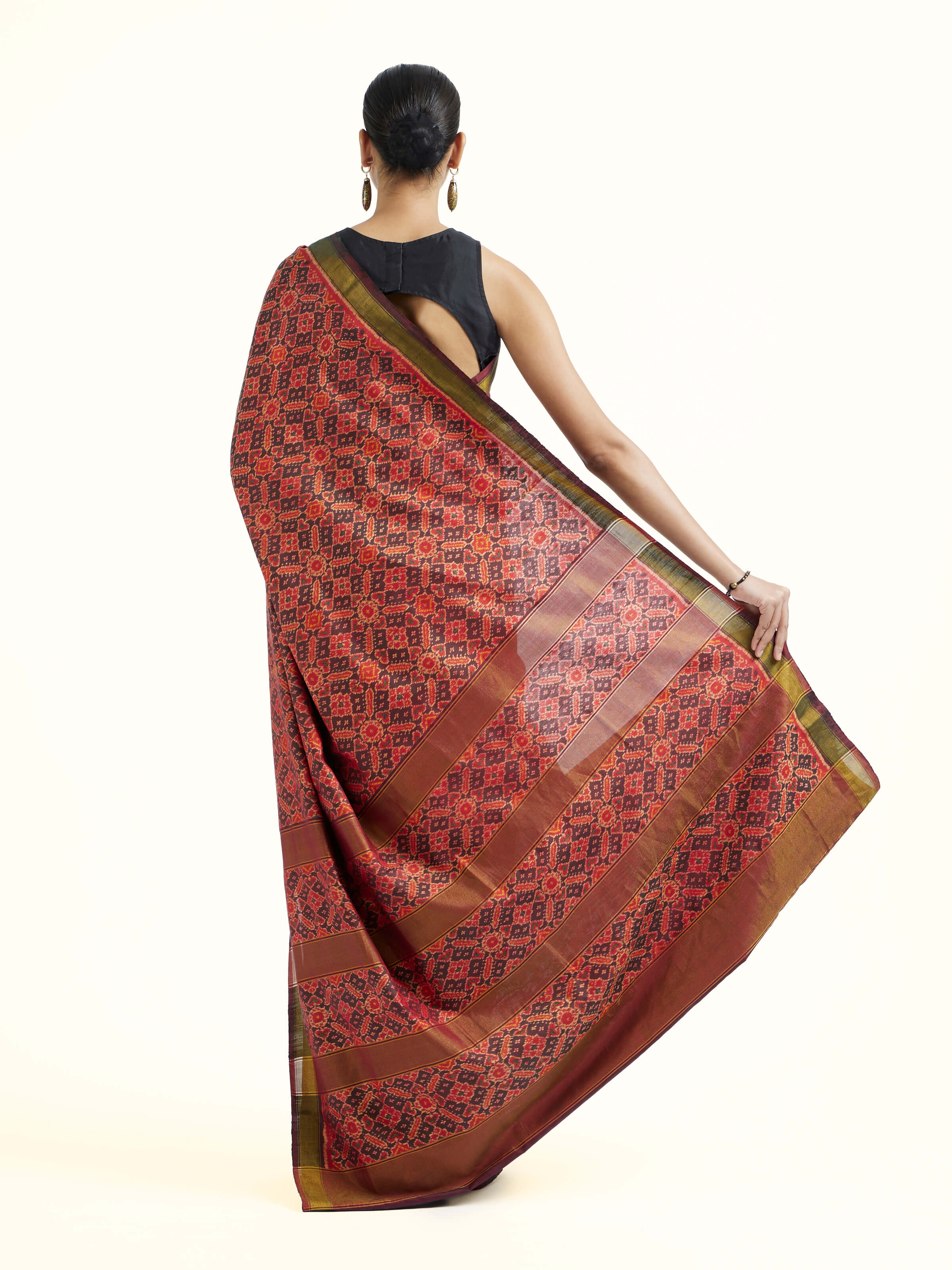 Full Showcase Video of Rajkot Micro Patola Saree