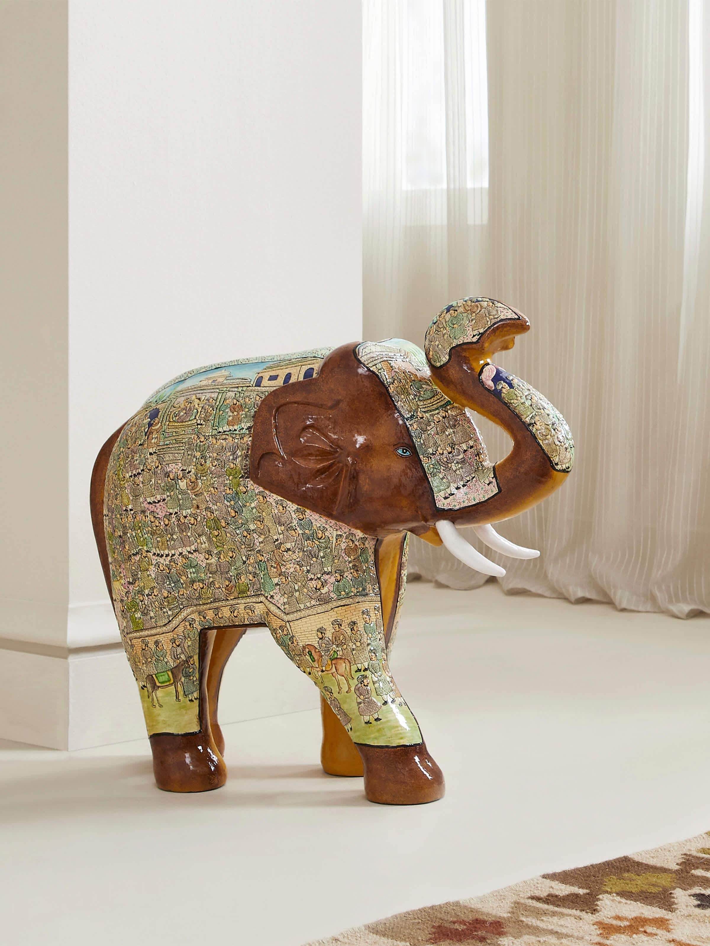 Close-up of Rogan Castor Oil & Pigment Prana Painting highlighting the fine artwork and details