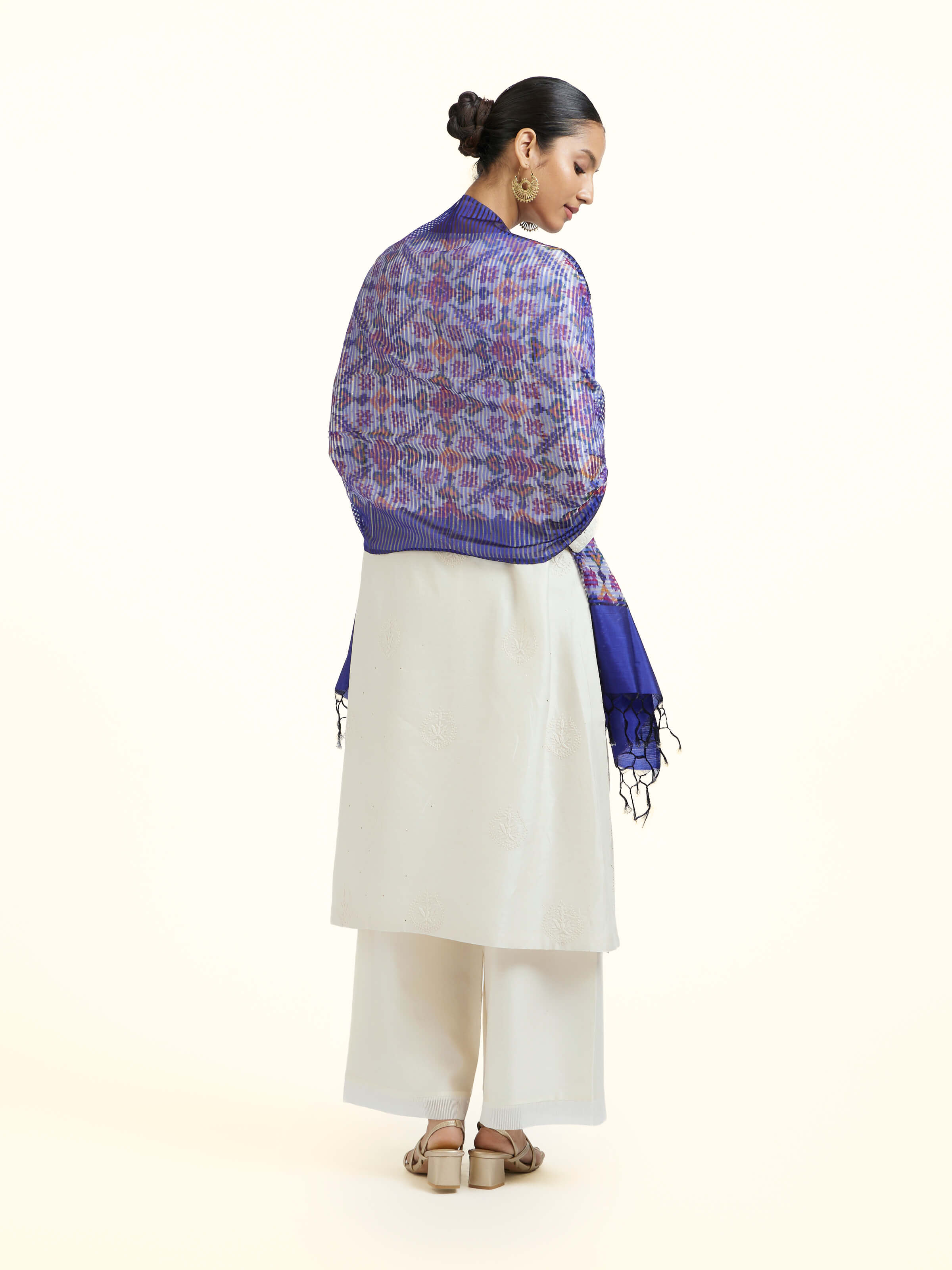 Blue Silk Pochampally Warp Ikat Stole