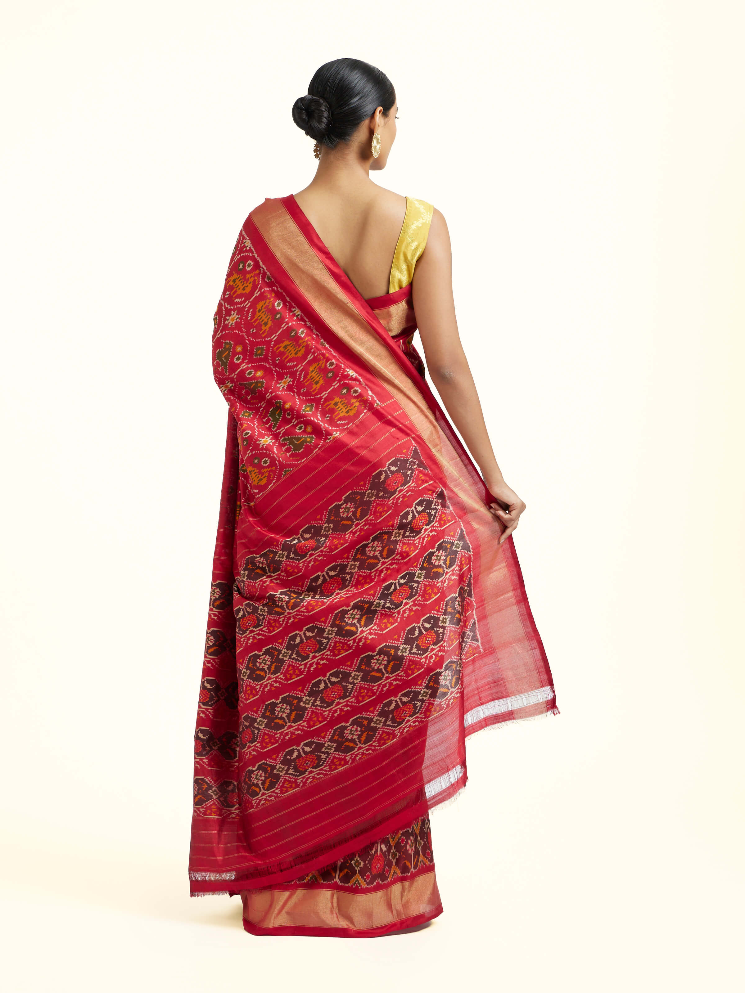 Mulberry Silk Pochampally Ikat Handloom Saree