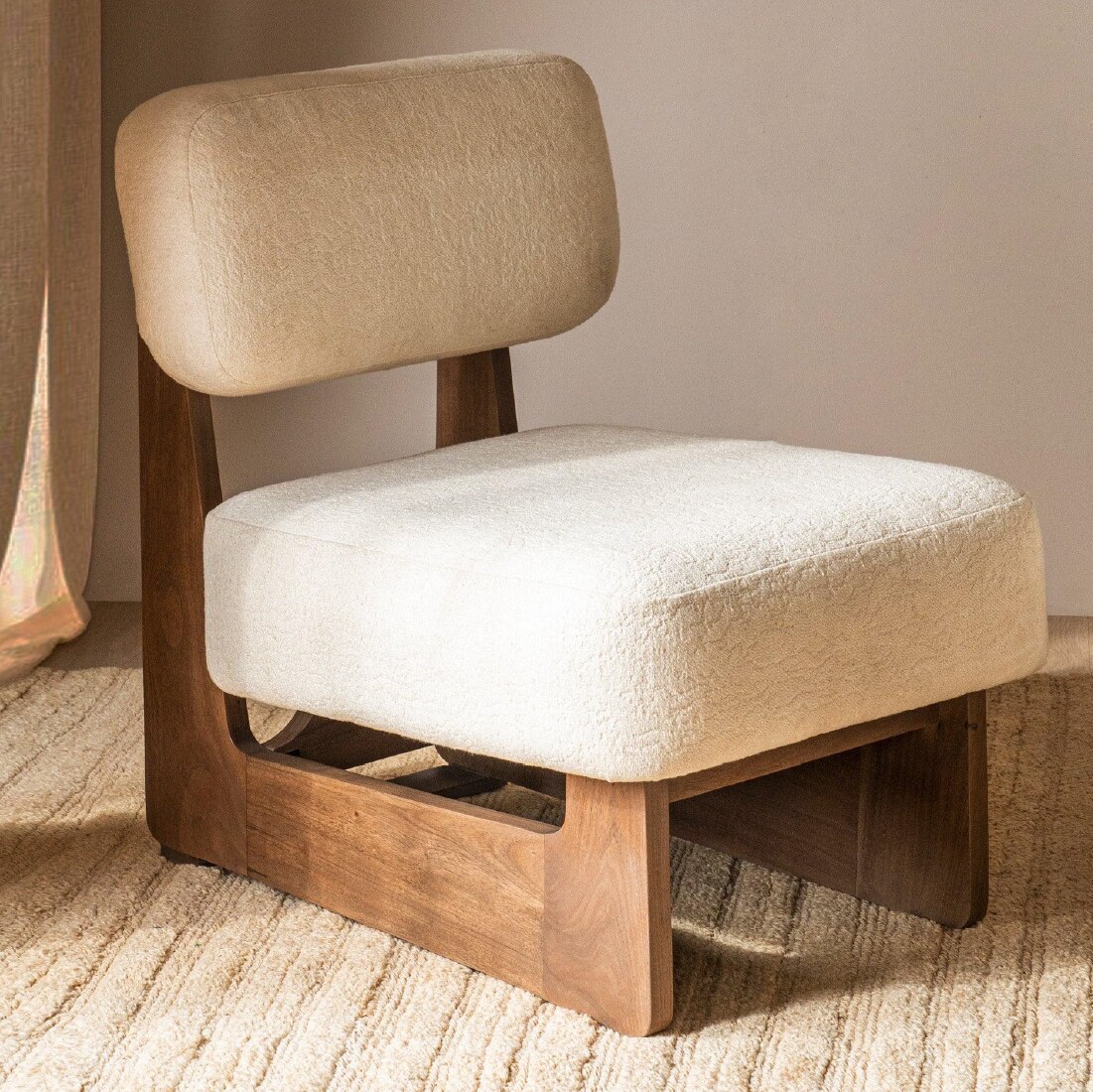 Kino Solid Wood Lounge Chair in Brown Colour - Orange Tree
