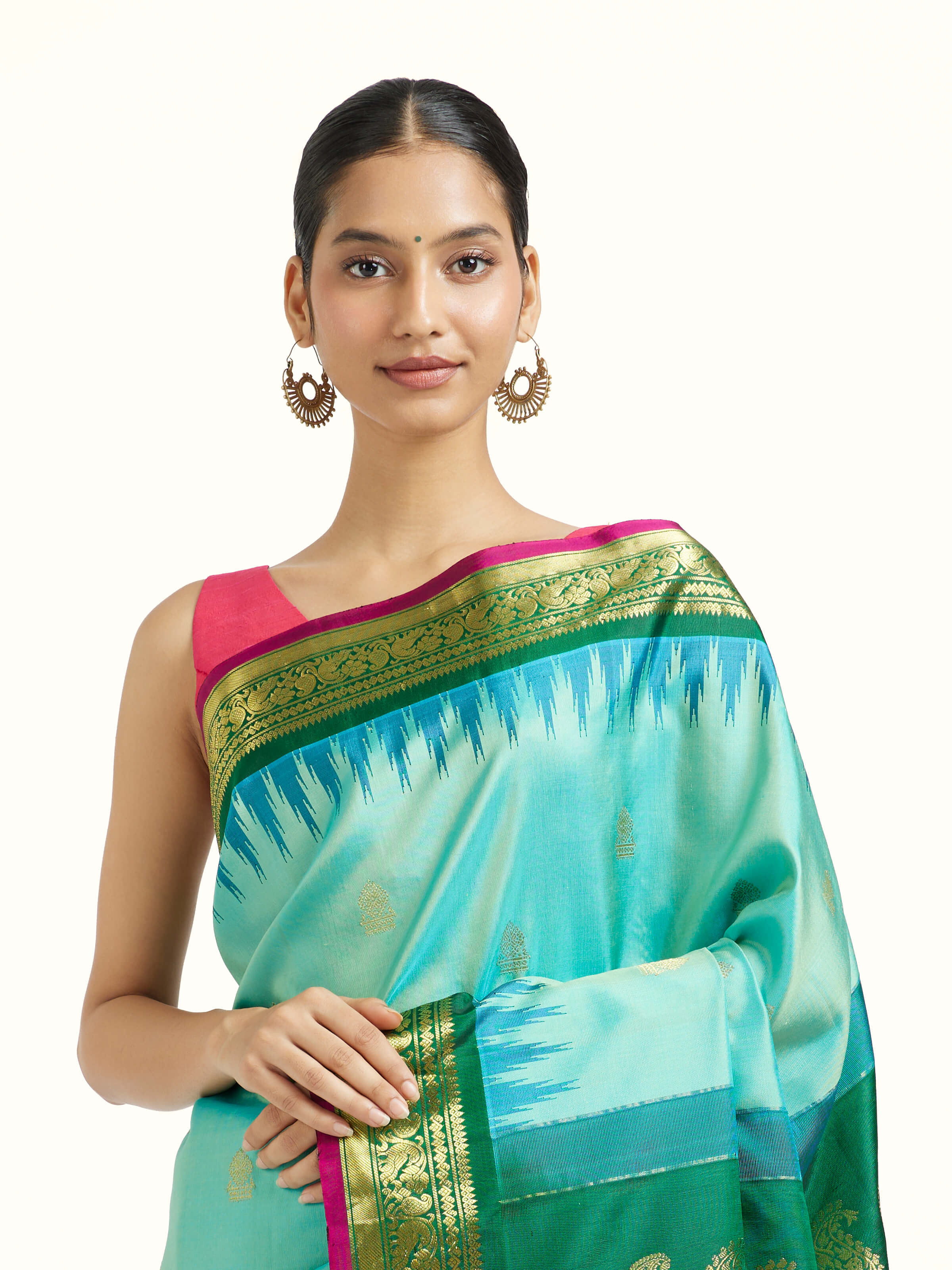 Turquoise Mulberry Silk Gadwal Handloom Zari Saree