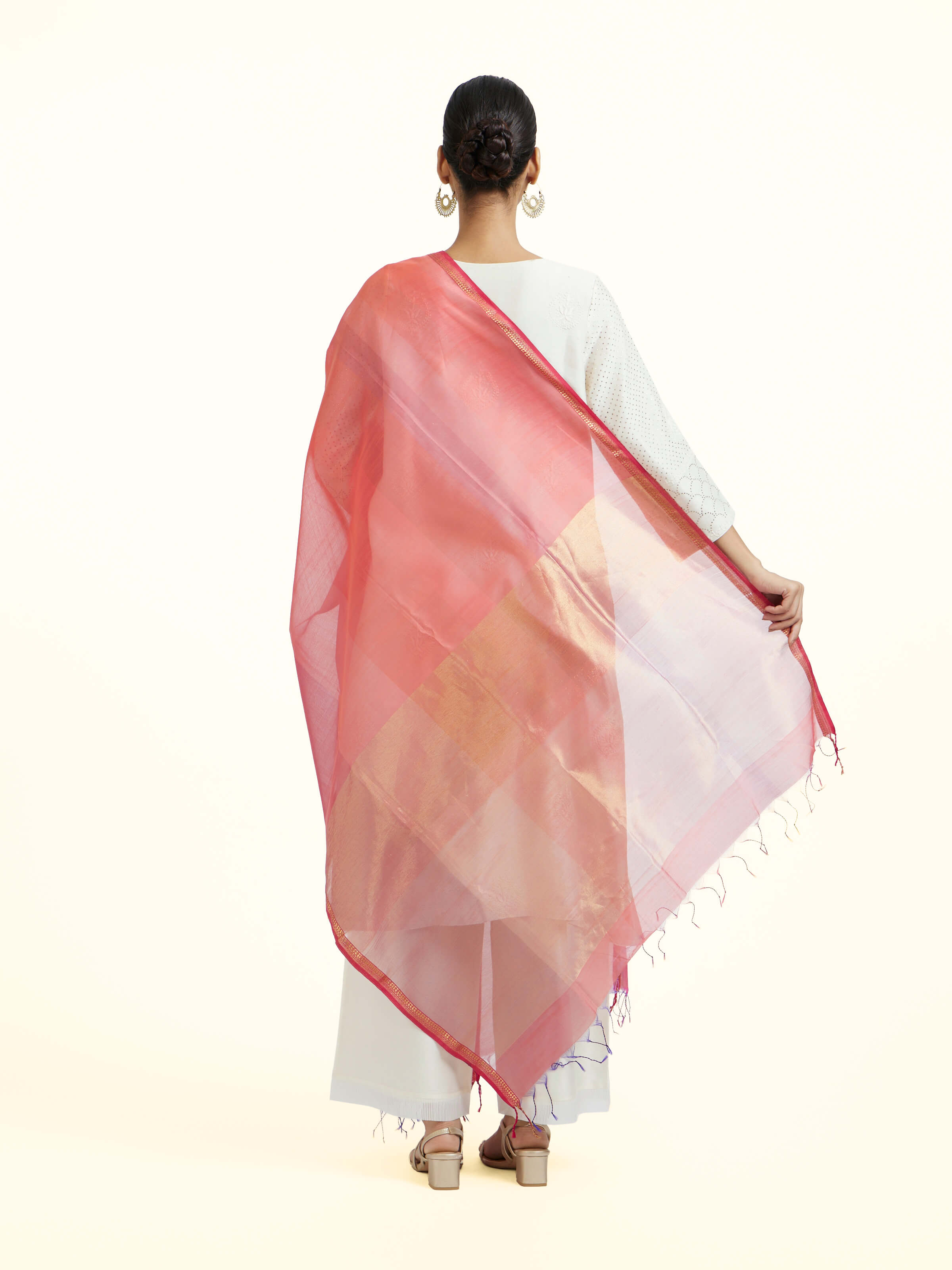 Pink Cotton Silk Maheshwari Handloom Dupatta