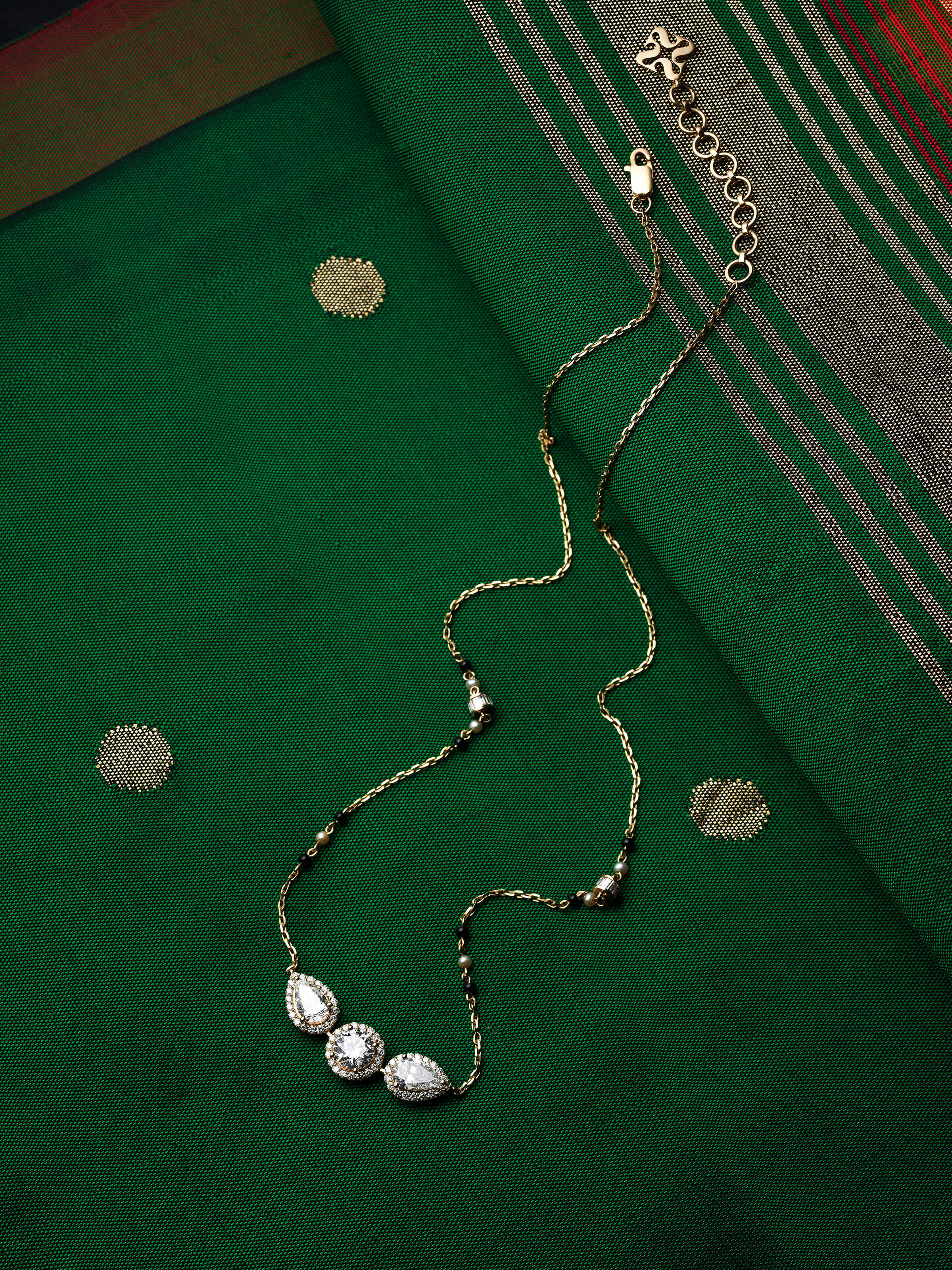 Open Setting 14 karat Gold Mangalsutra