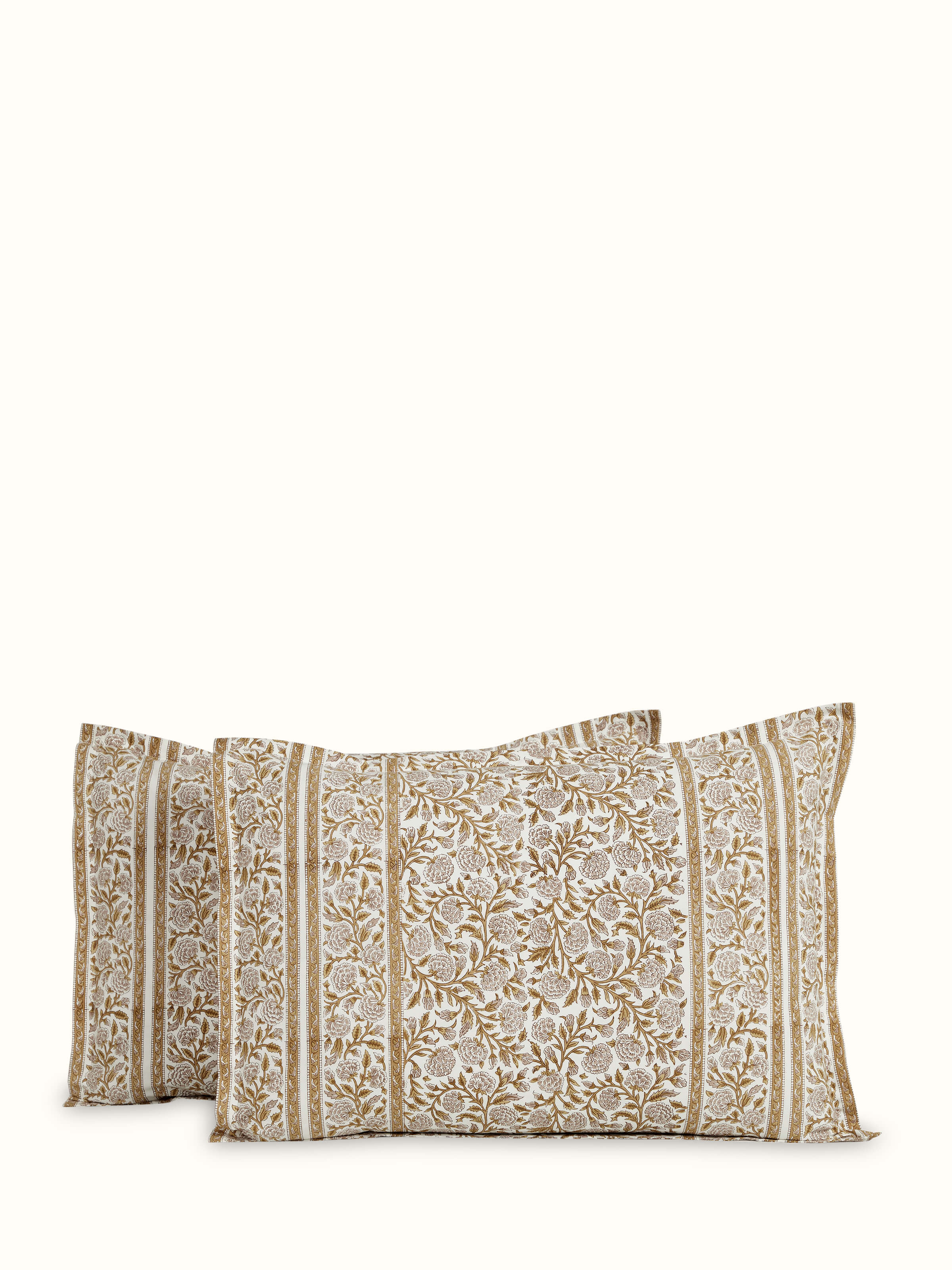 Front view of lavender pillow shams set with intricate Jaal Sanganeri block print in soft cotton fabric.