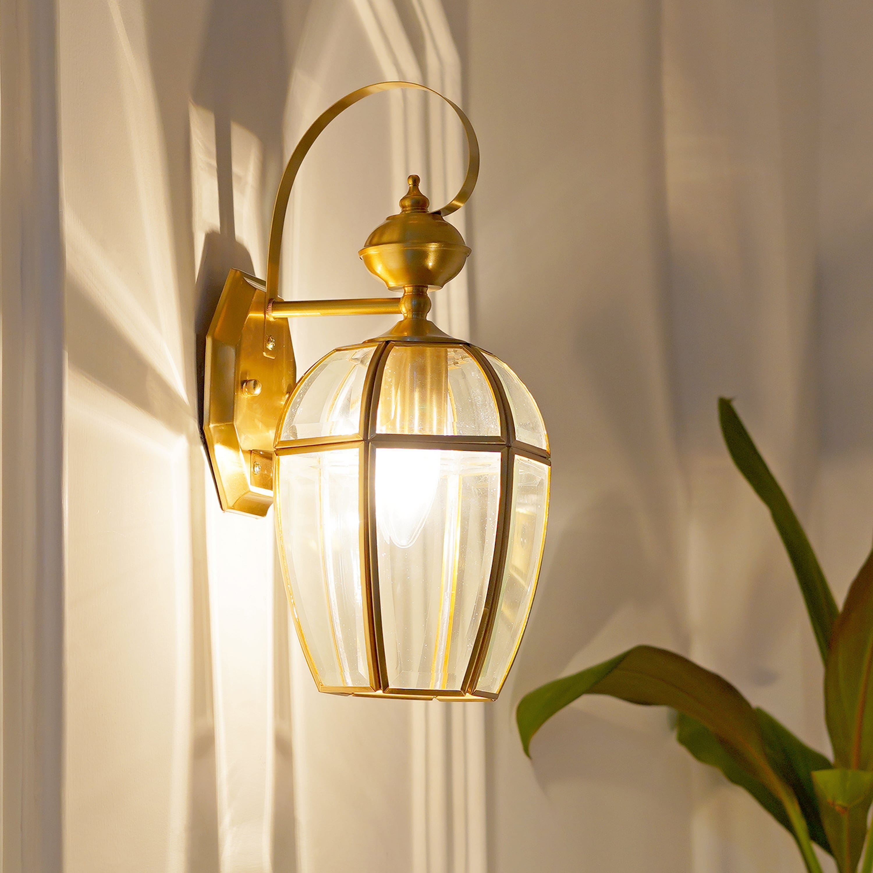 Leopold Classic Wall Sconce