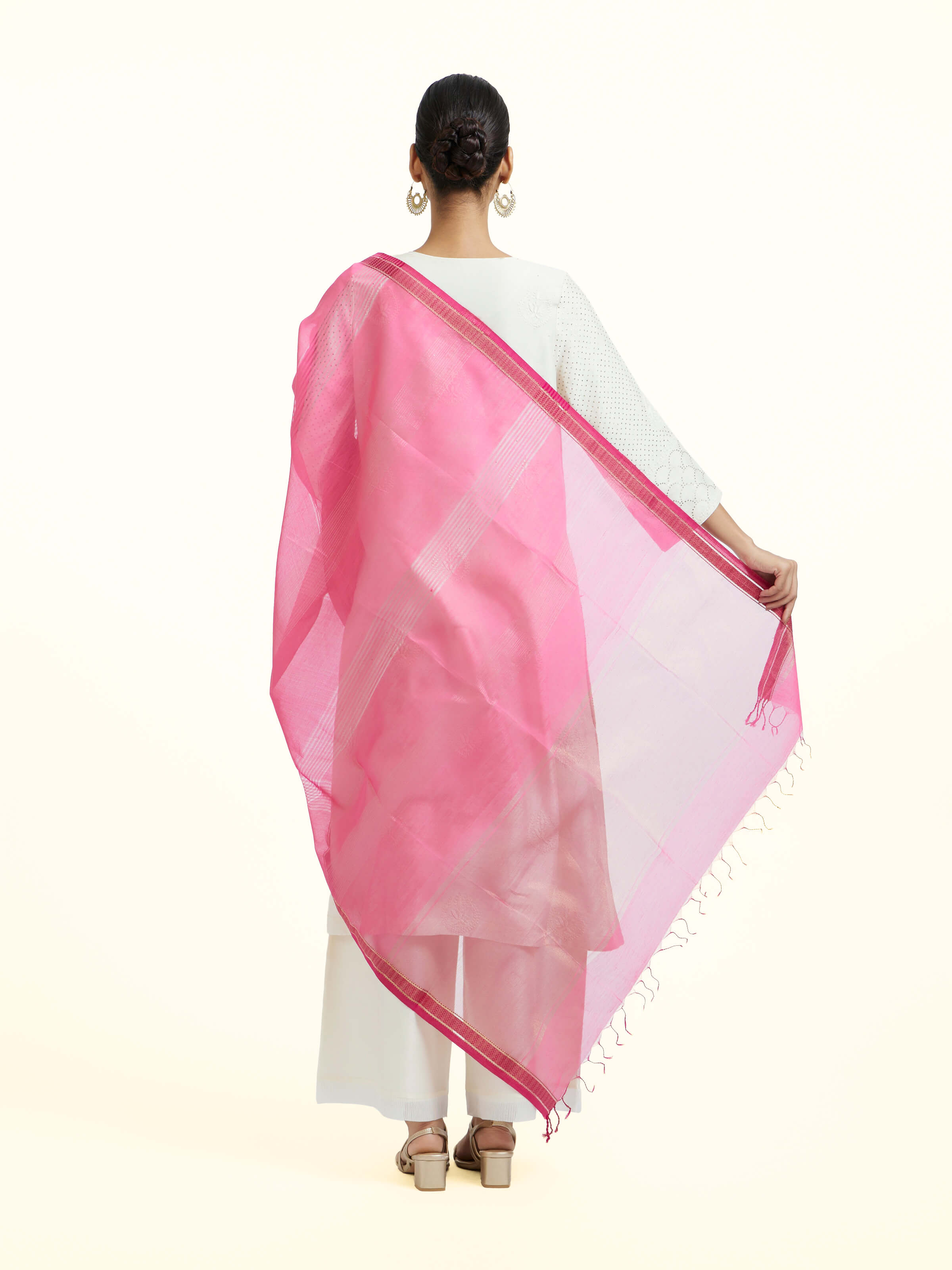 Fuschia Cotton Silk Maheshwari Zari Border Dupatta