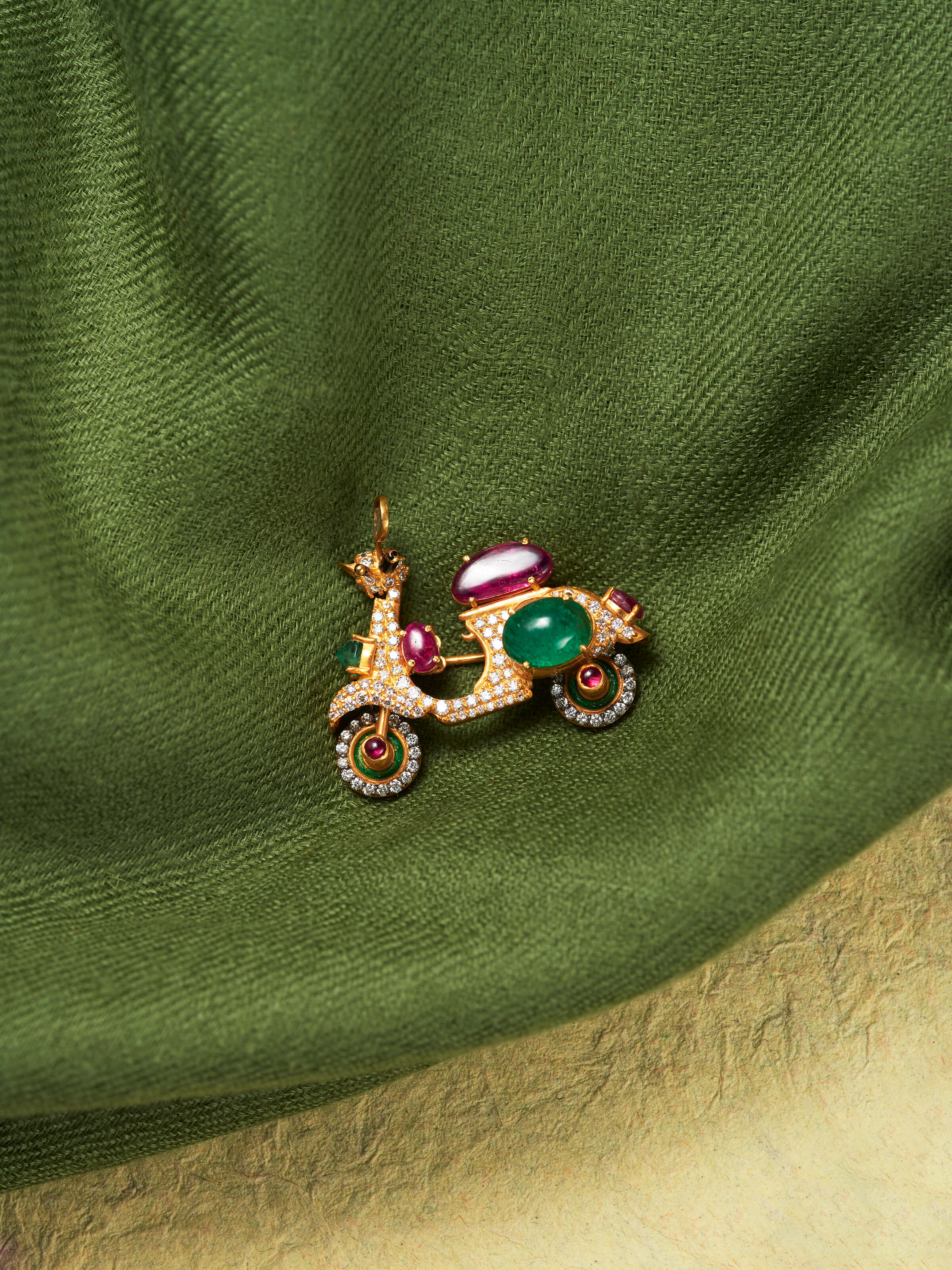 14 Karat Gold Brooch Pin