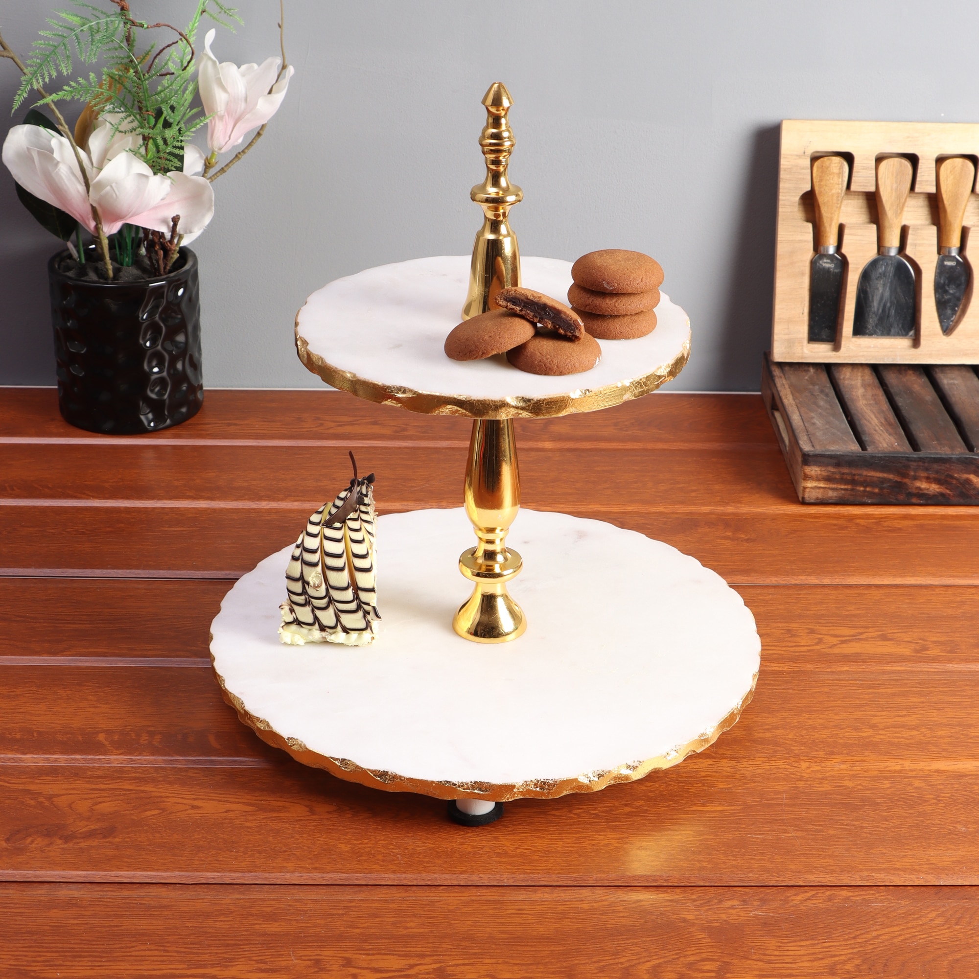 Marble 2-Tier Cake Stand
