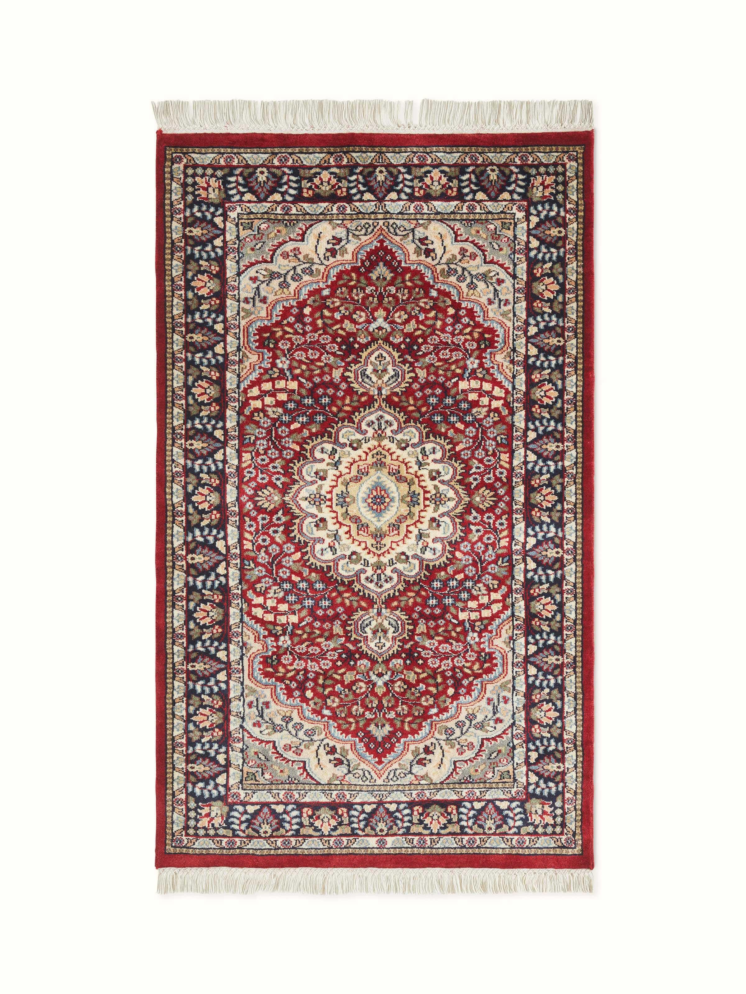 Traditional Persian Red Kashan Gwalior Wool Hand-Knotted Carpet