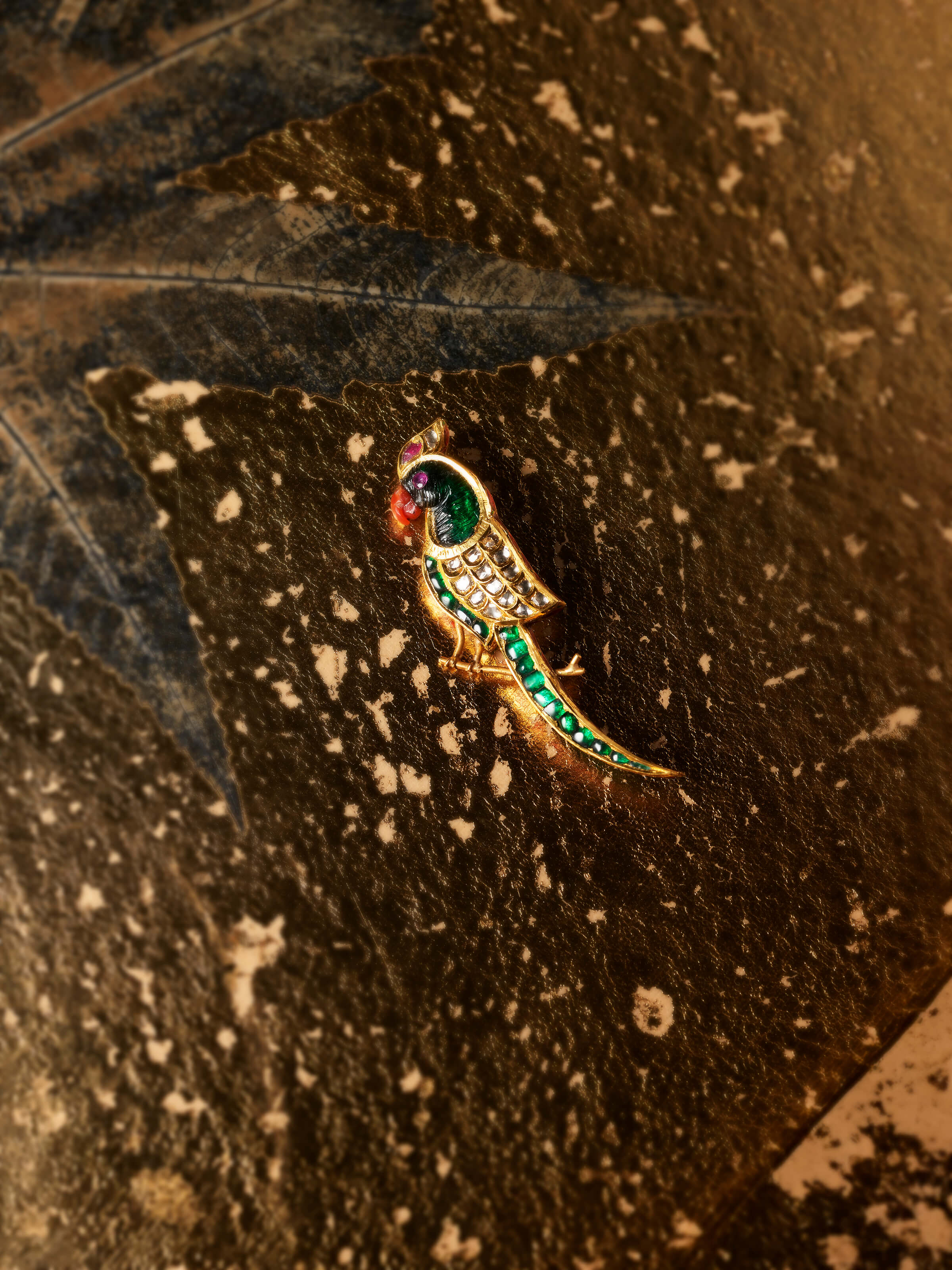 lifestyle view of jadau gold brooch pin