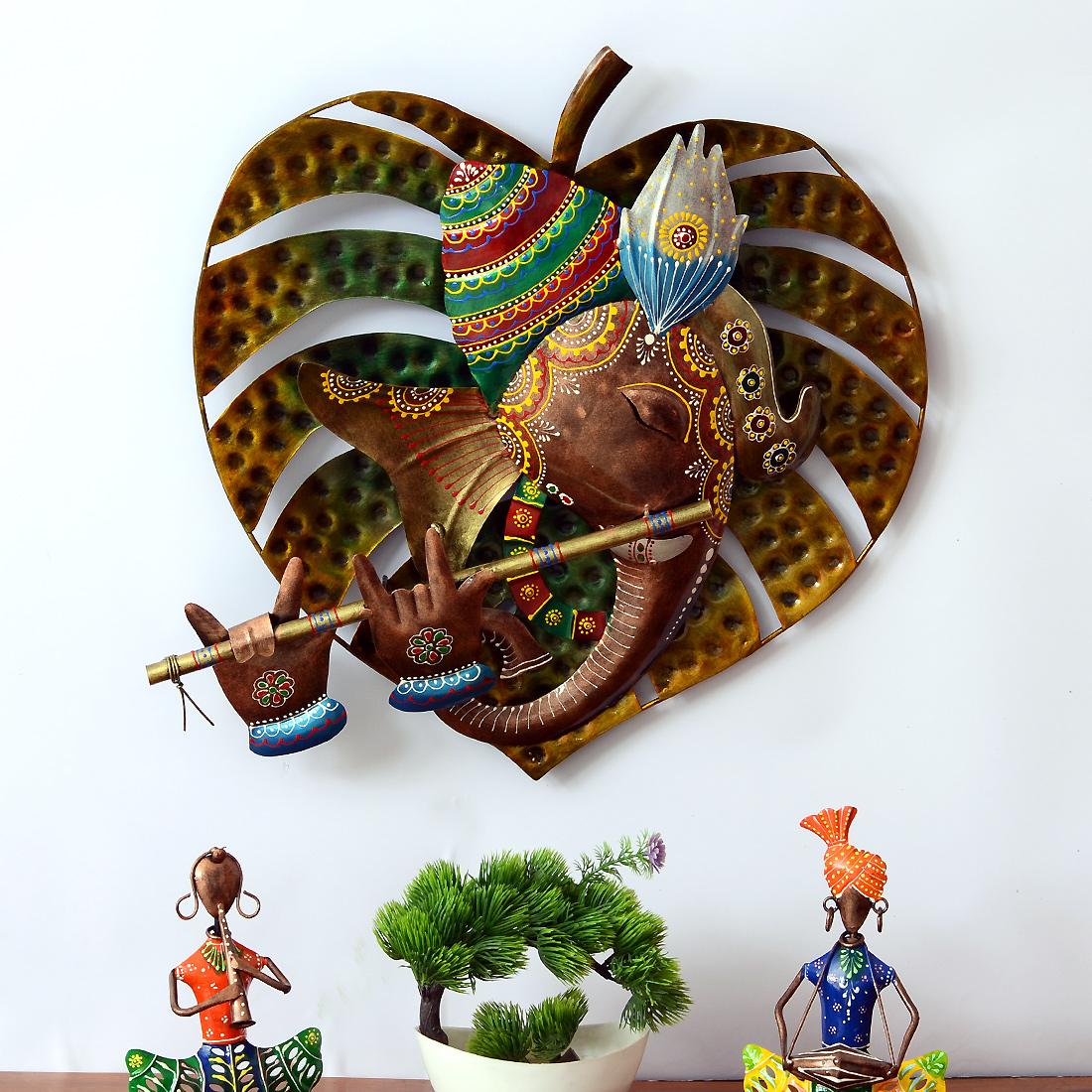 Desert Art Metal Handpainted Paan Leaf Ganesha Wall Hanging 18 x 18 Inch-image-7