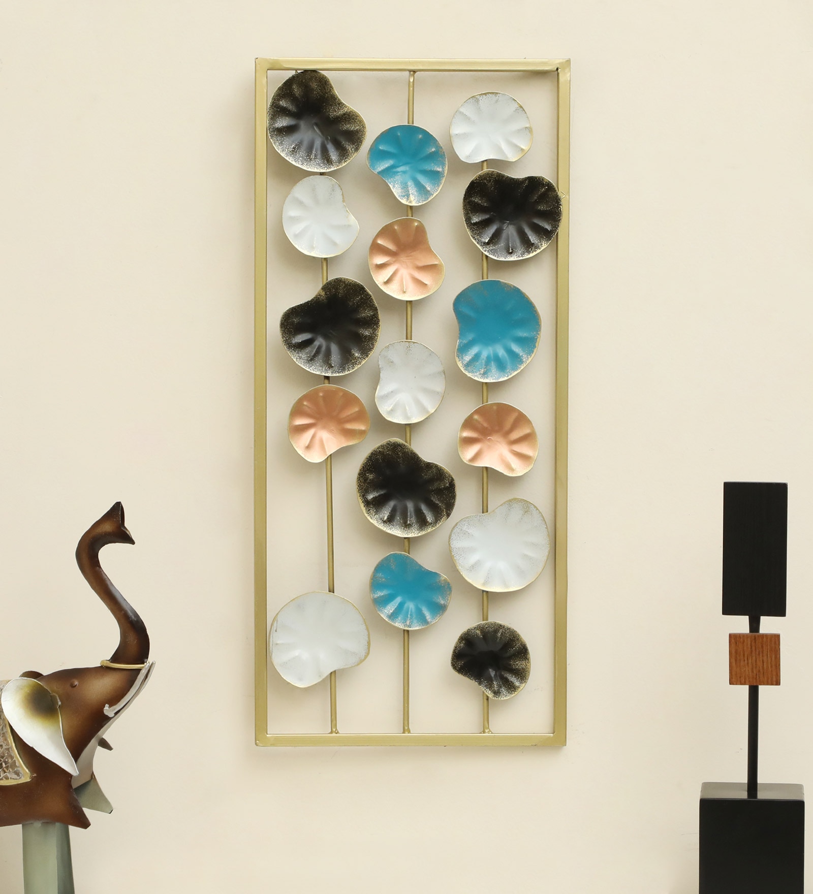 Mendrem Abstract Metal Wall Decor in Multicolor Set of 1
