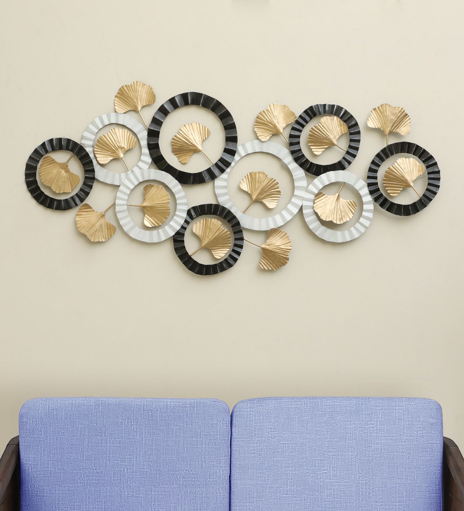 W-Round Abstract Metal Wall Decor in Multicolor Set of 1 - Vedas Exports