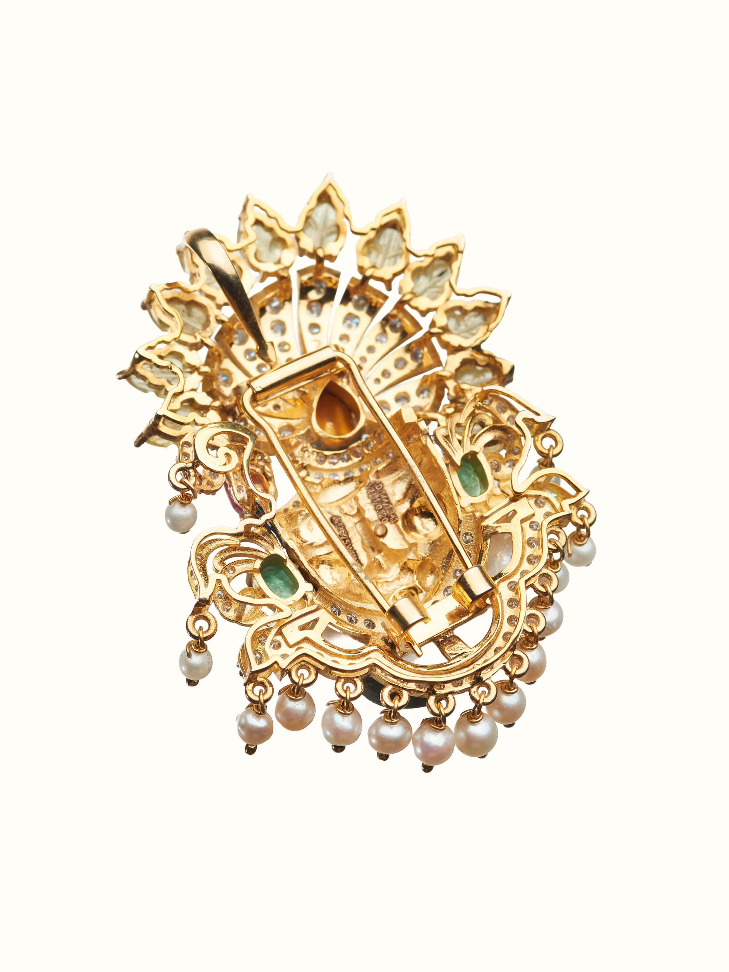 back view of open setting 14 karat gold brooch with pin clasp
