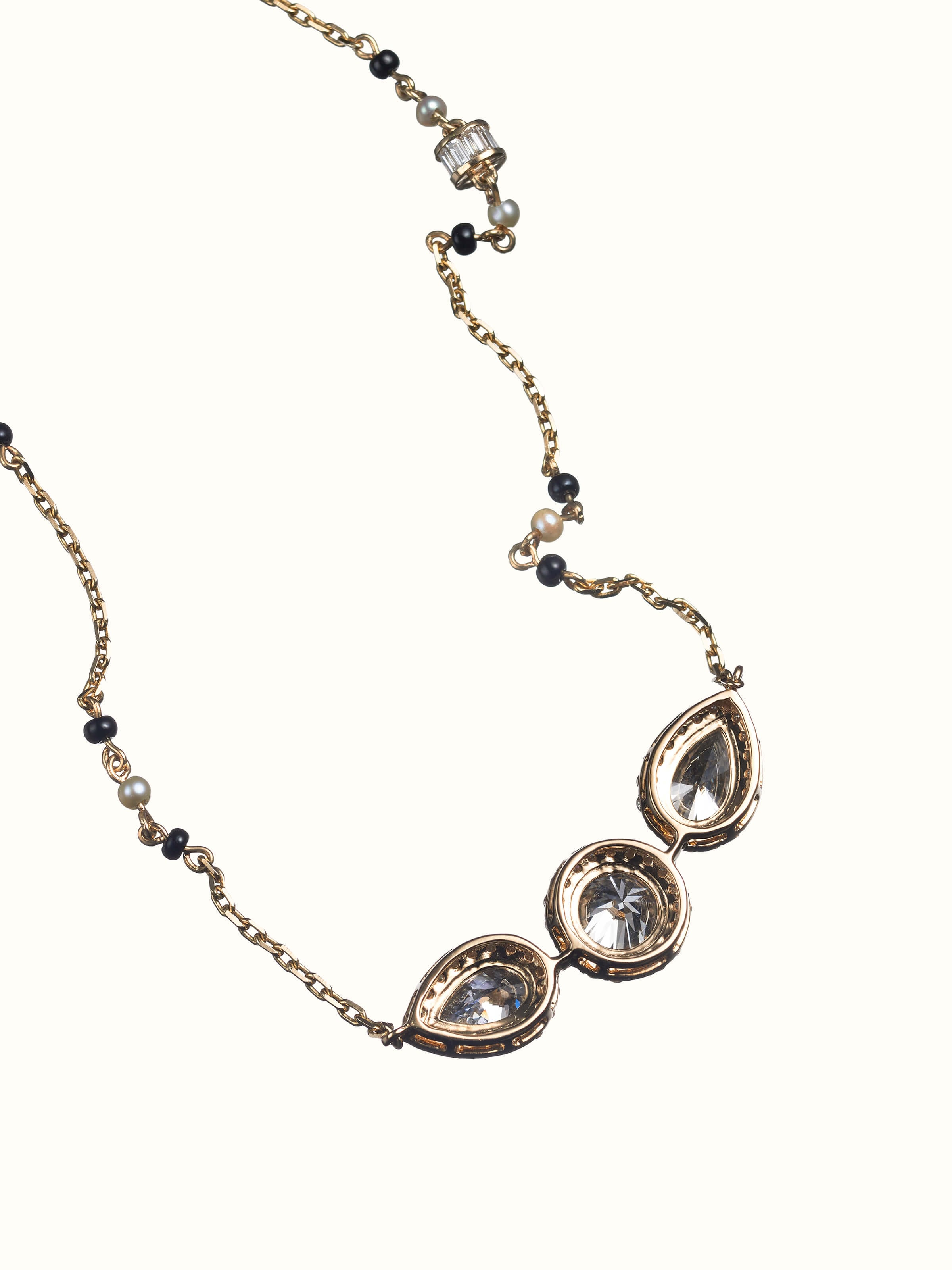 Open Setting 14 karat Gold Mangalsutra
