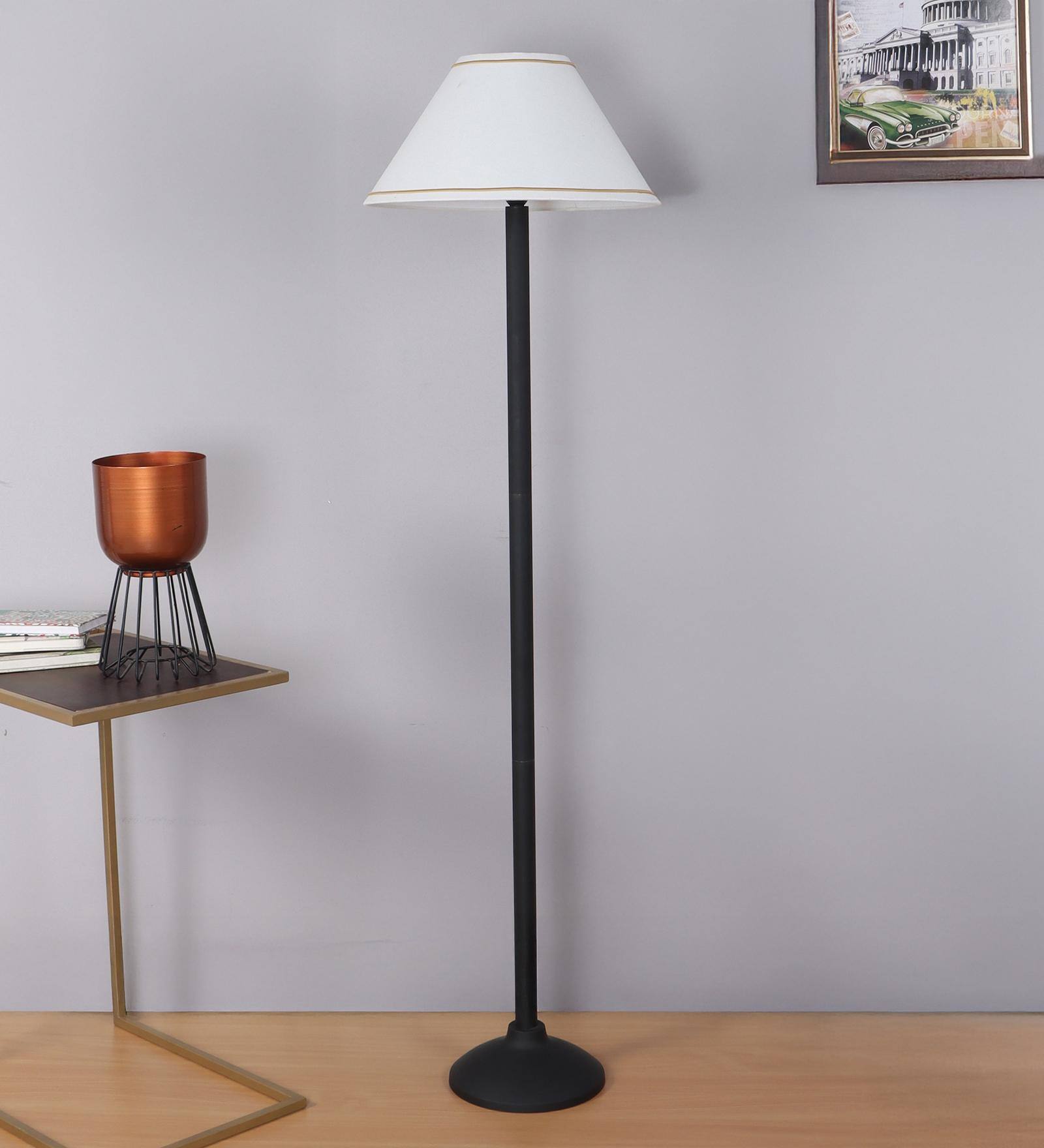 FZ CN Shade Floor Lamp in White Shade