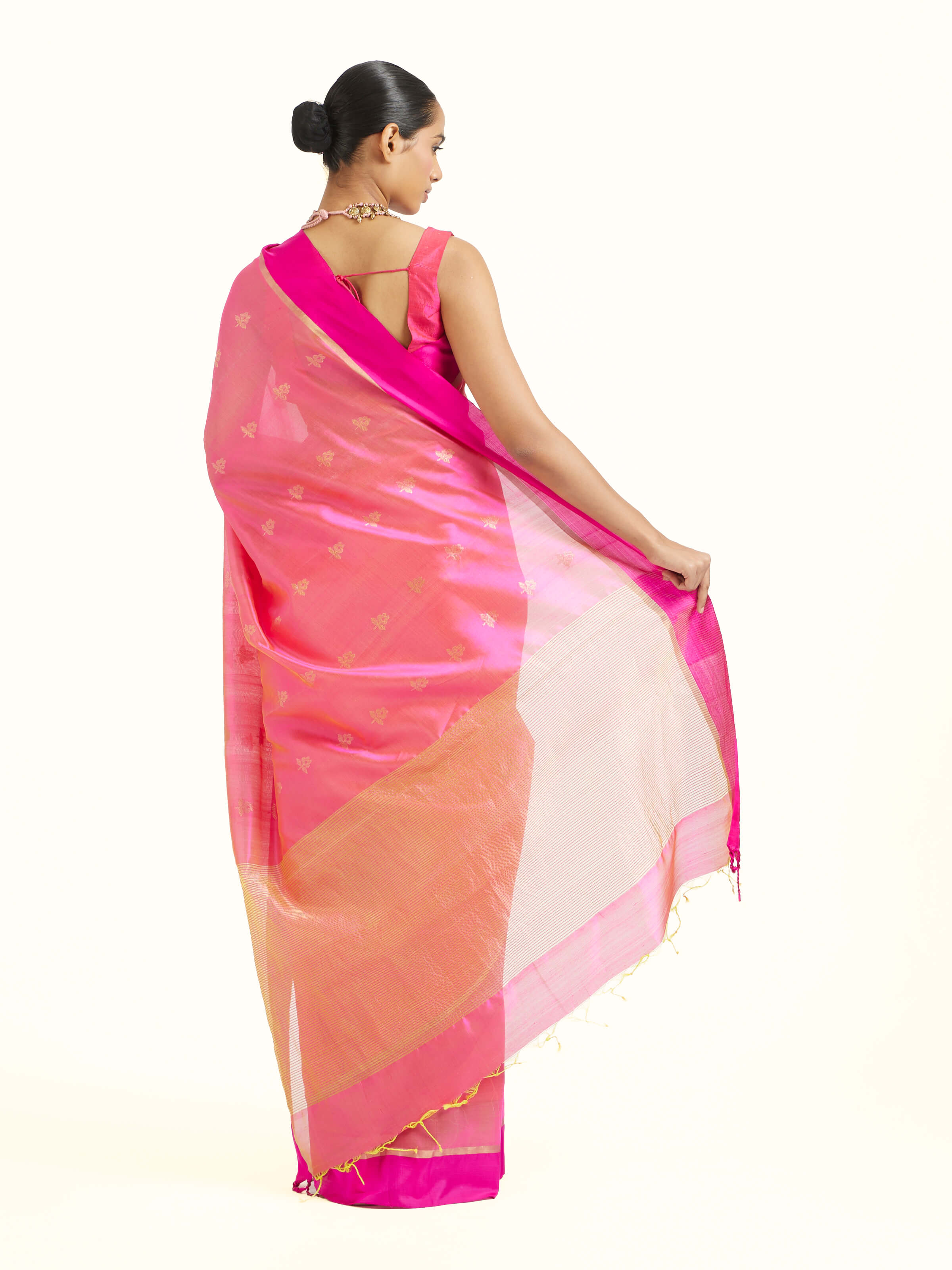 Back view of Nitya cotton silk Chanderi saree displaying pallu design