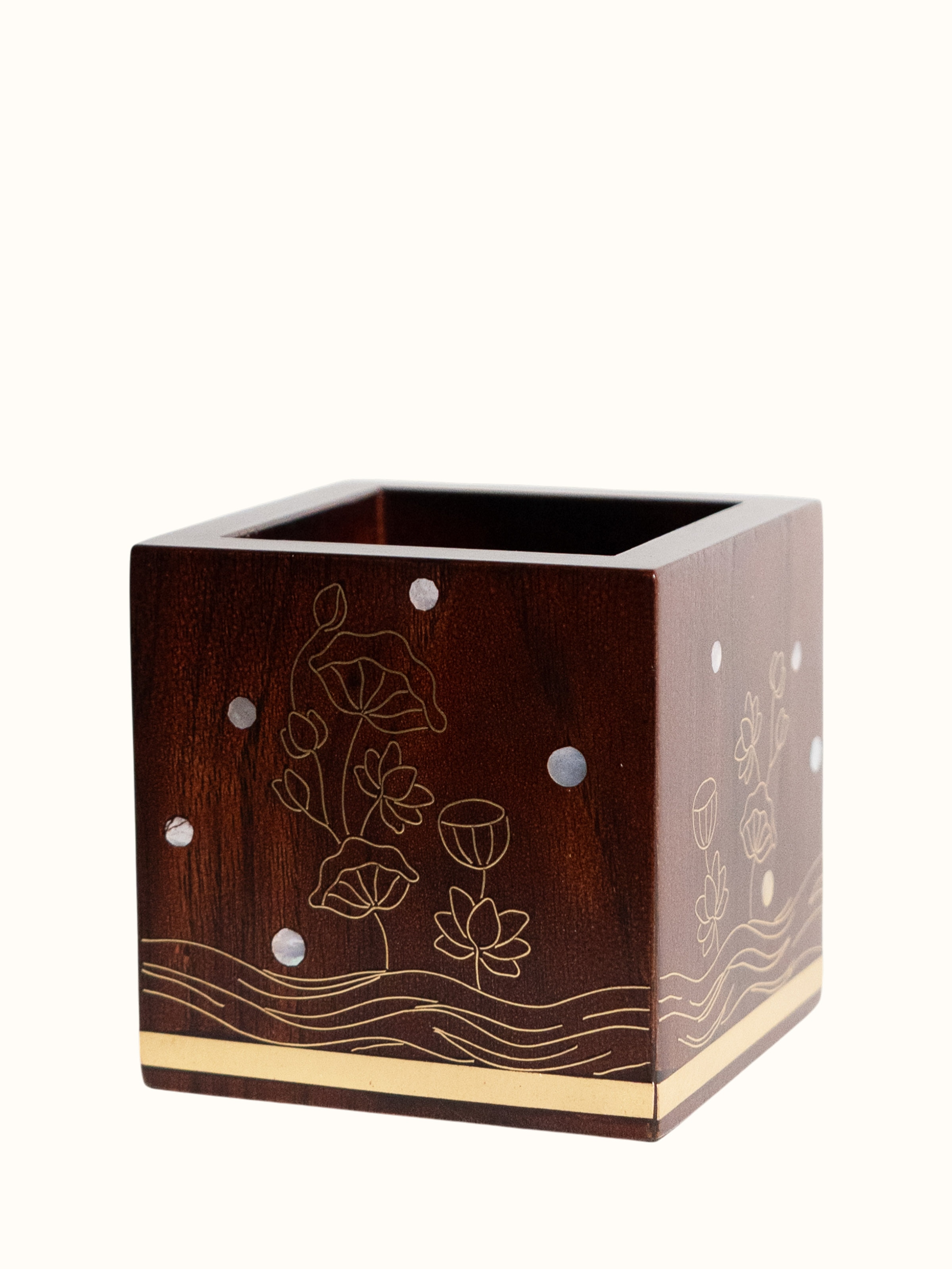 Kamal Tarkashi Teak Wood Dry Flower Pot