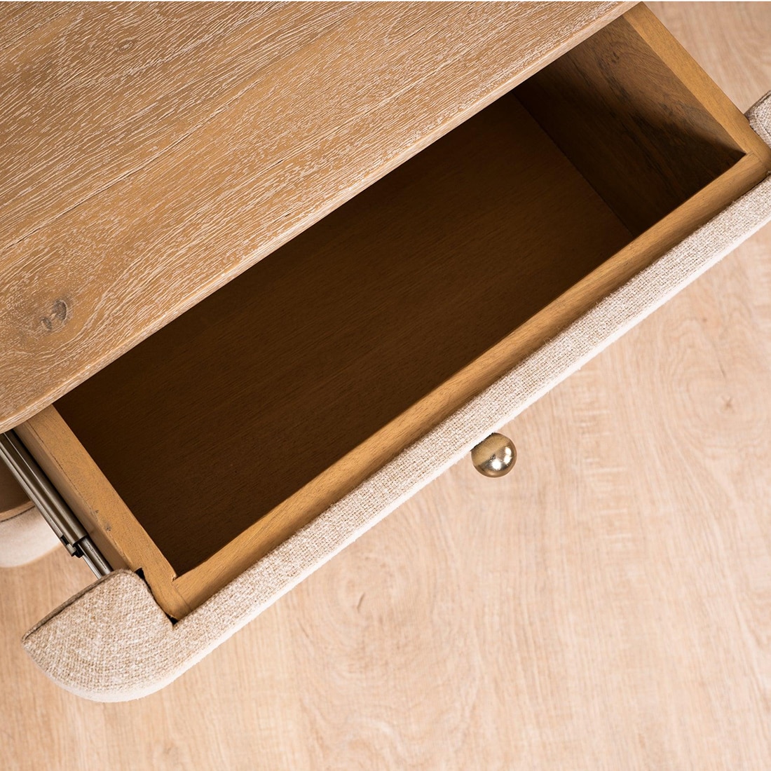 Neo Kyoto Bedside in White Finish