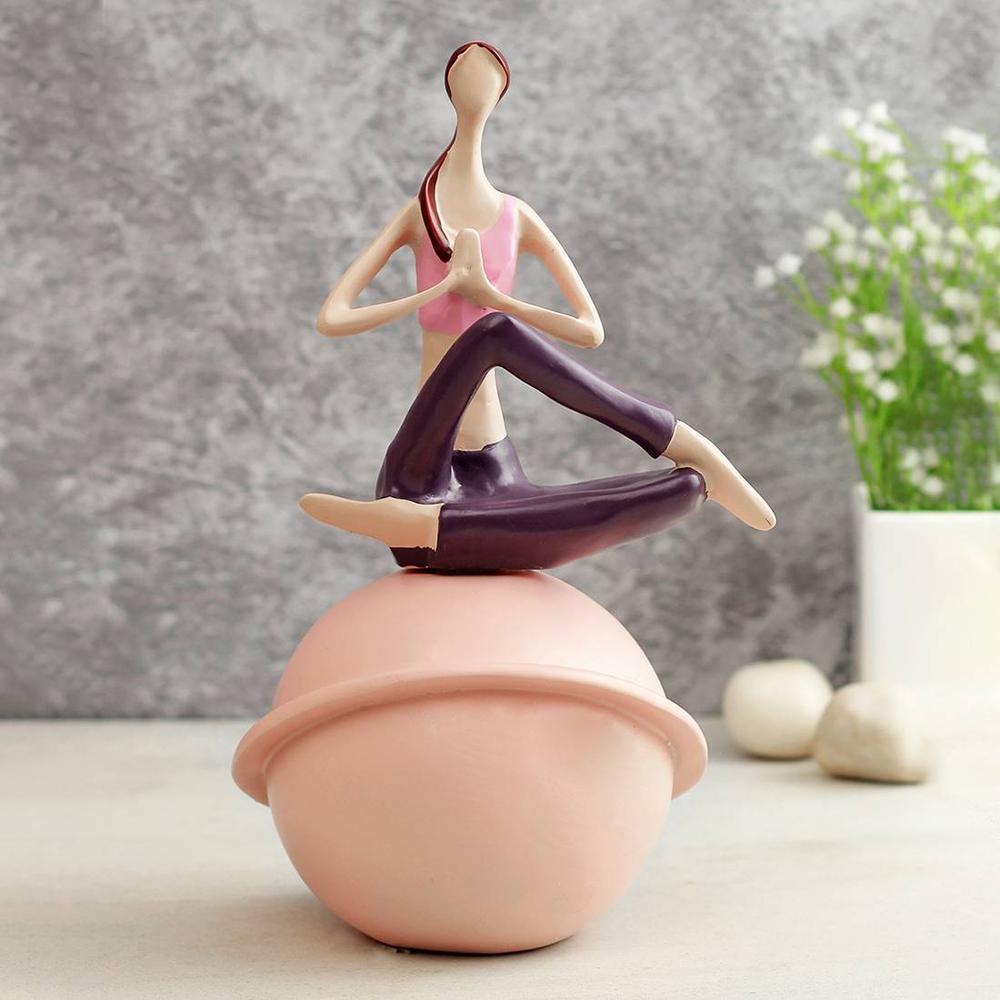 Karv Figurine