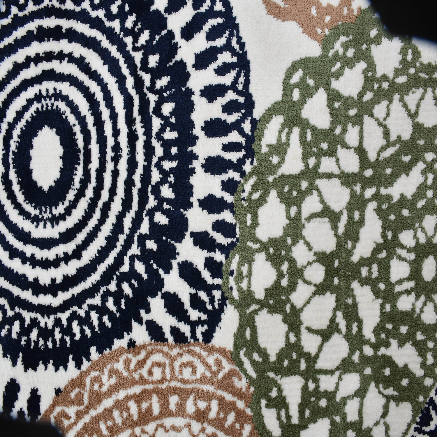 Multicolor Geometric Machine Made Polyester 2 X 5 Feet Carpet