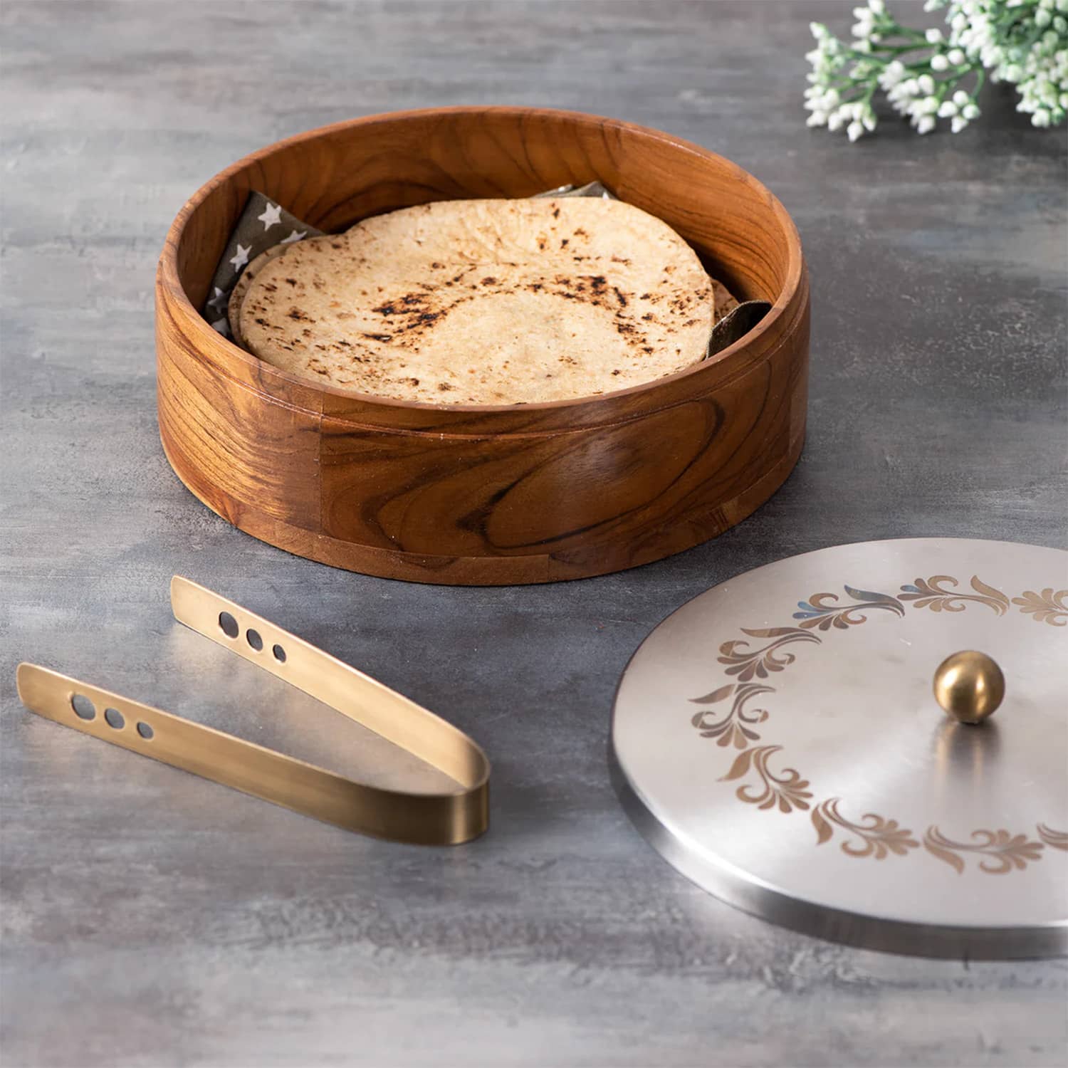 Inscribe Acacia Wood Roti Box With Tong Silver