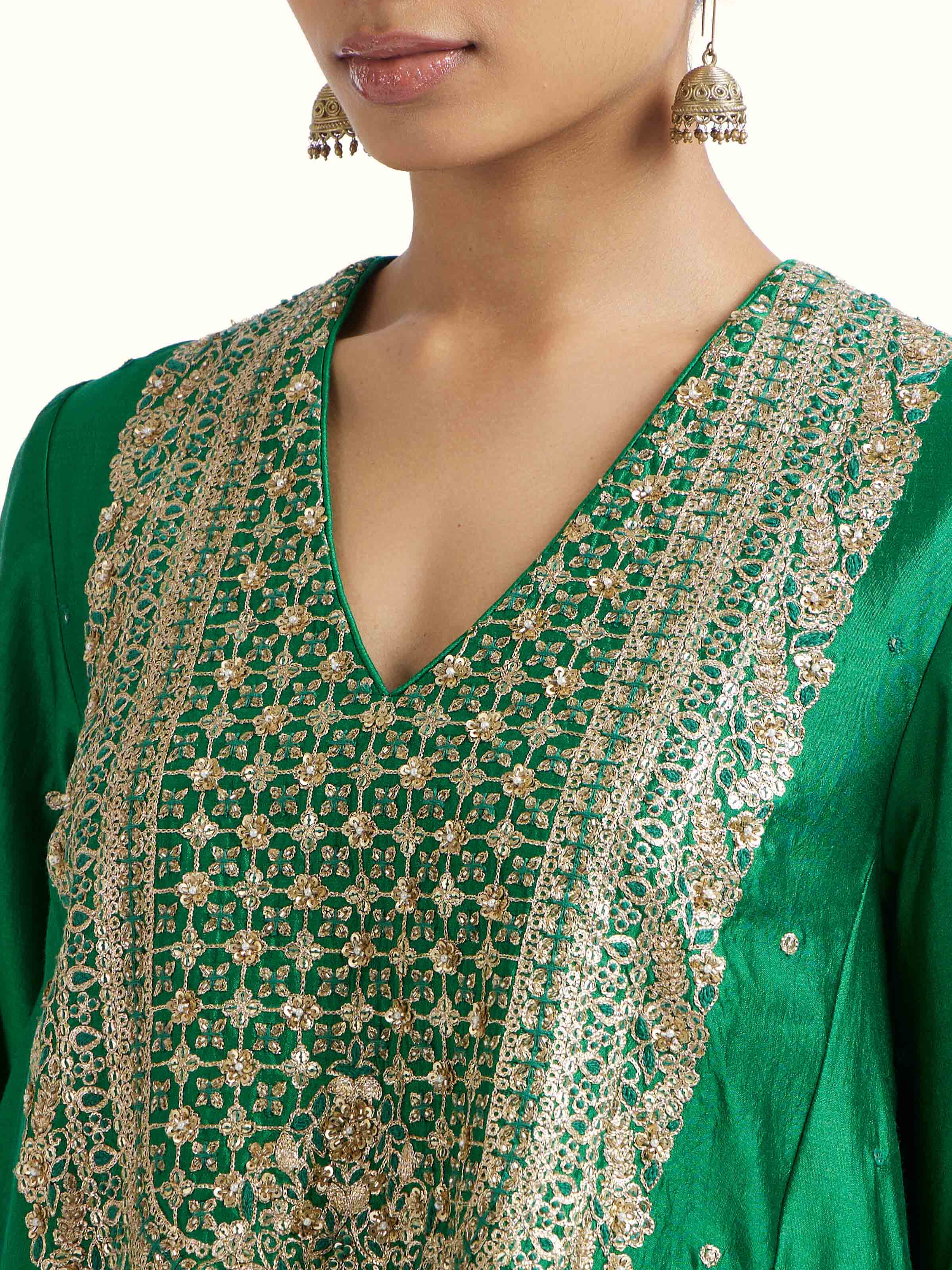 Emerald Green Silk Hand Embroidery Kurta Set